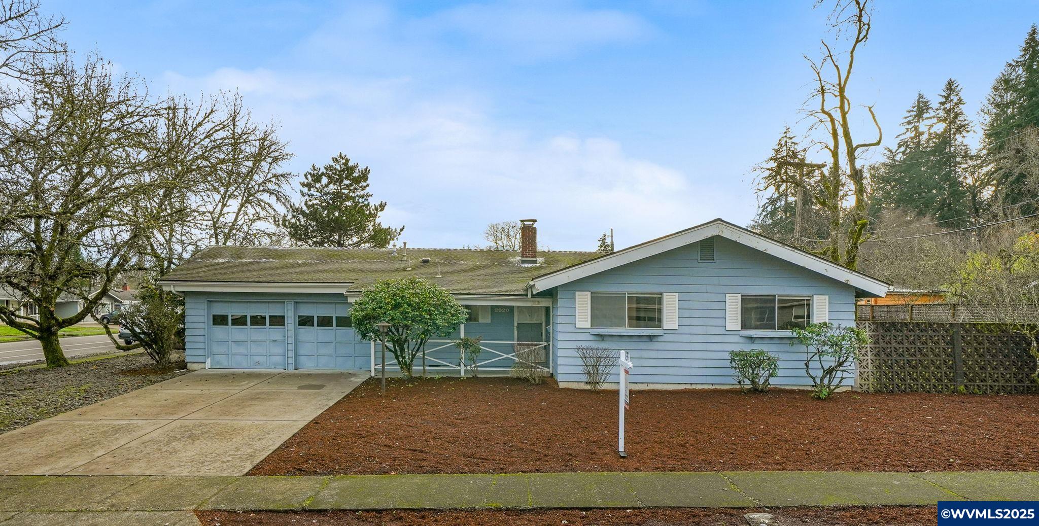 2920 NW Roosevelt Dr