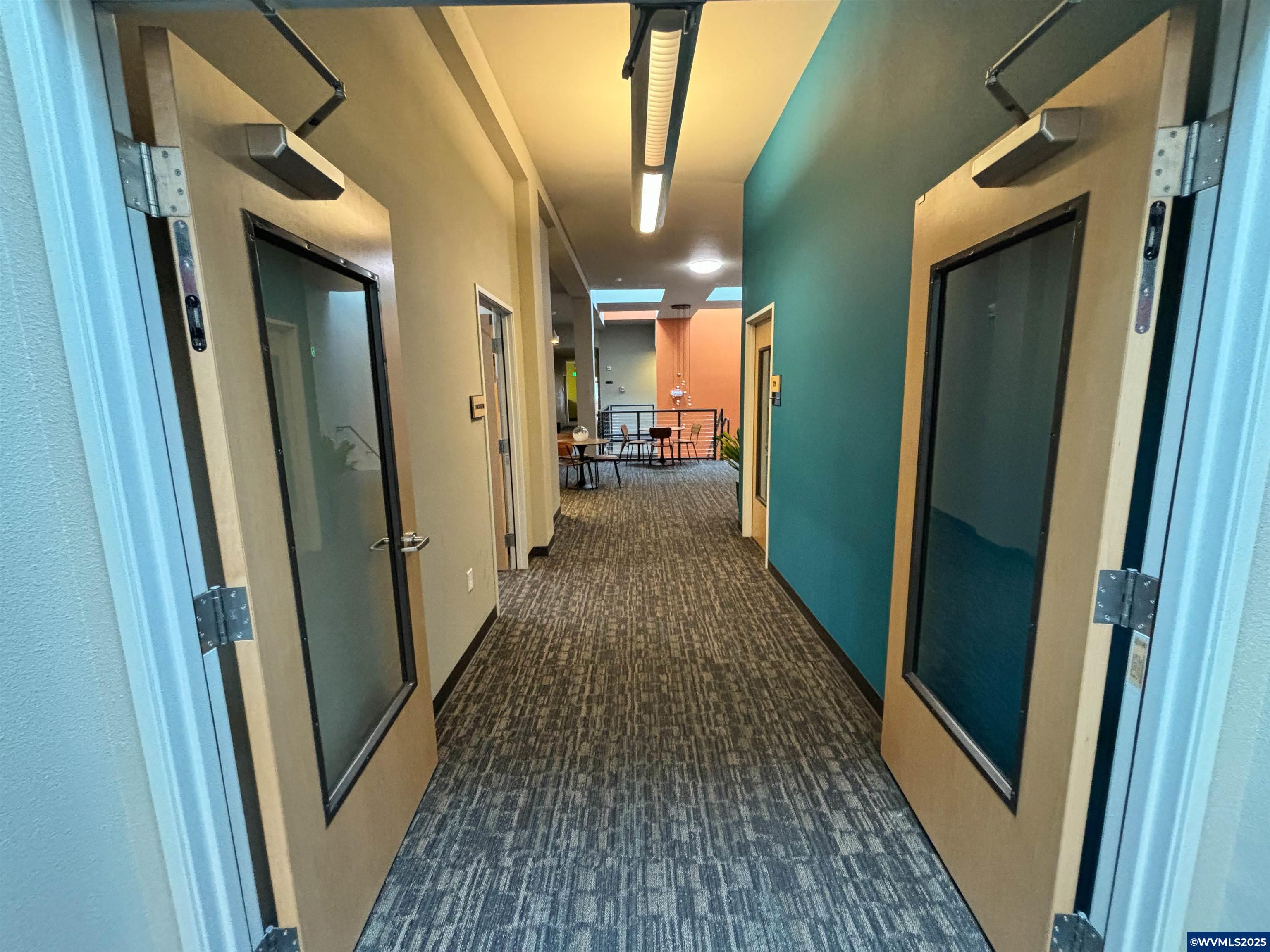223 Commercial (#228) St NE
