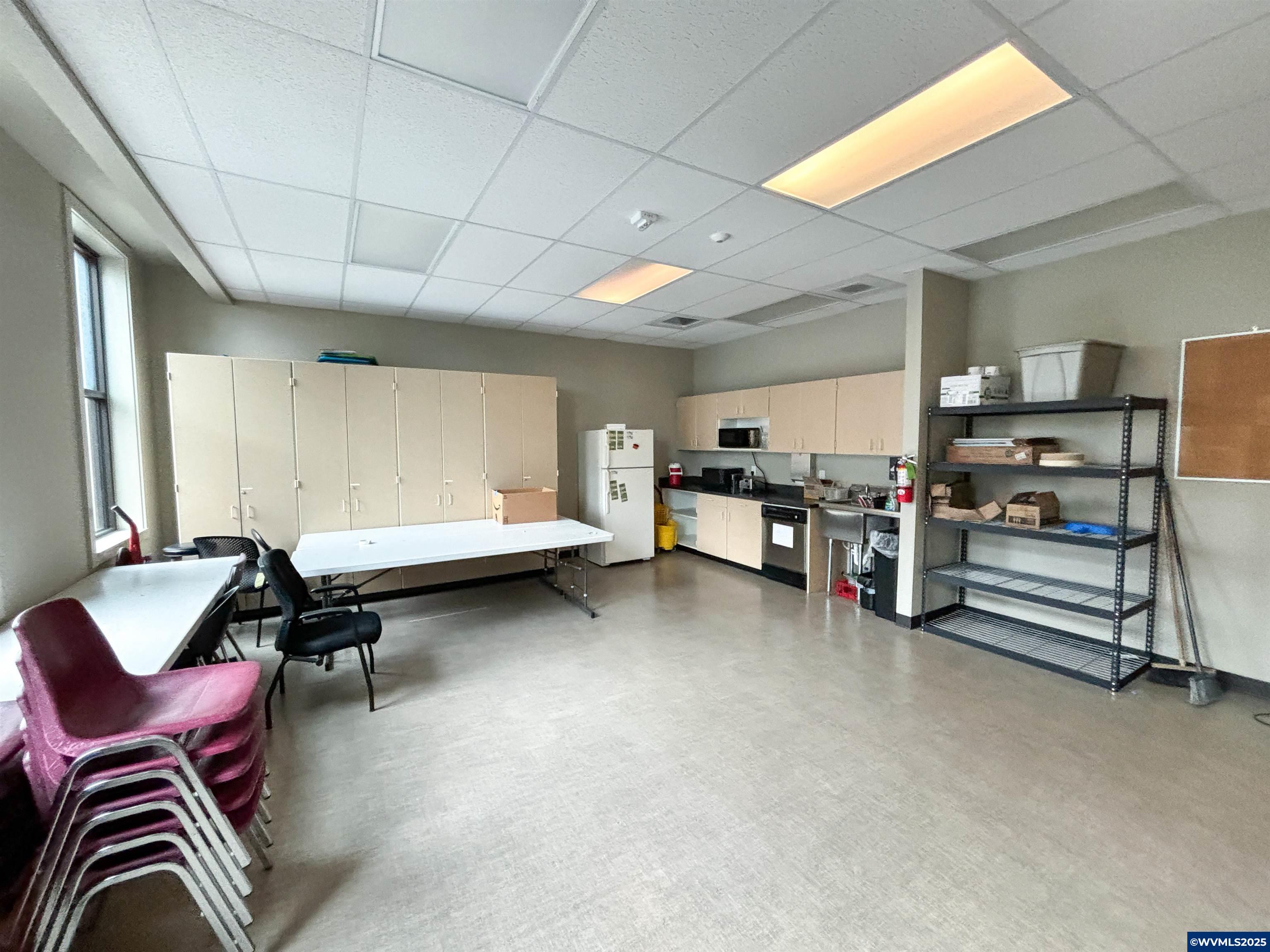 223 Commercial (#232) St NE