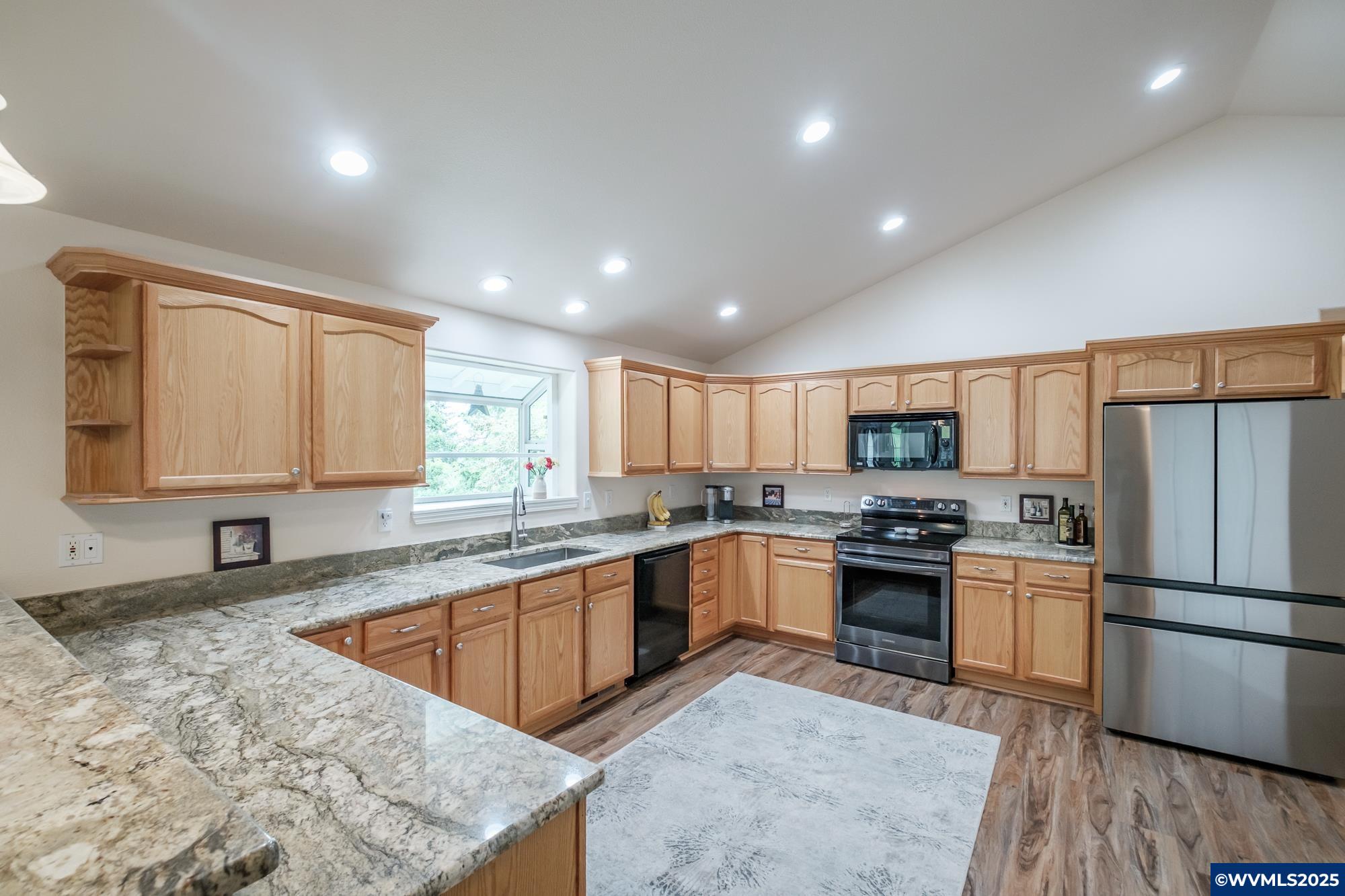 36279 Middle Ridge Rd