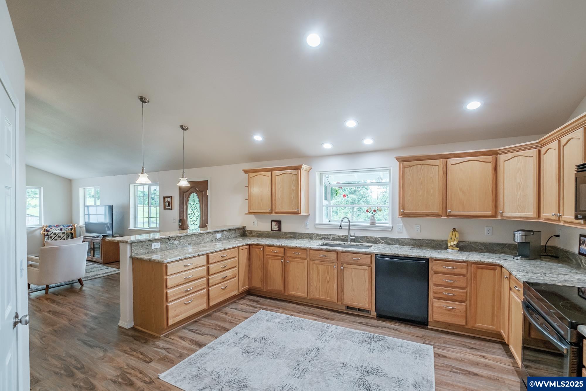 36279 Middle Ridge Rd