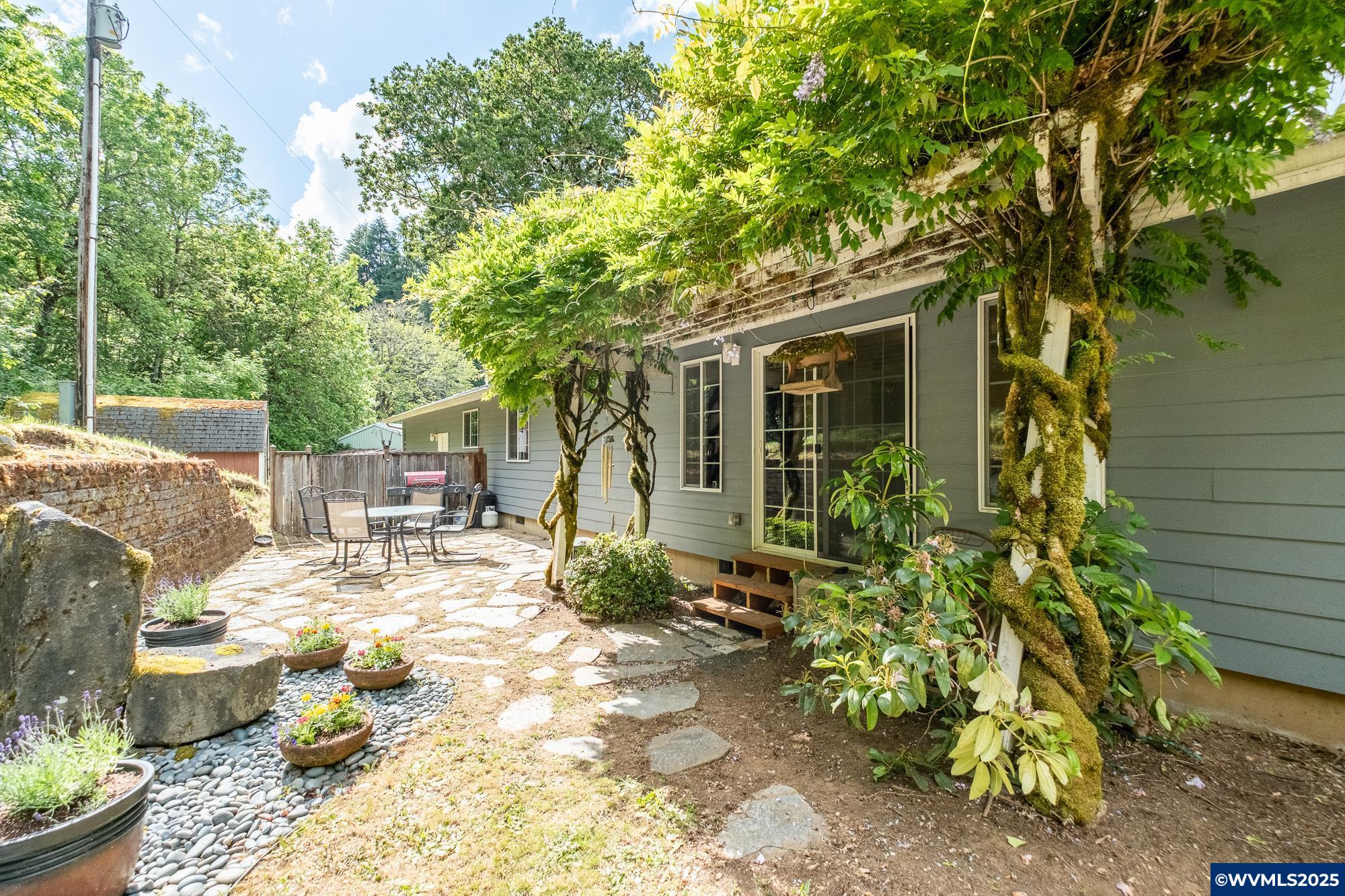36279 Middle Ridge Rd