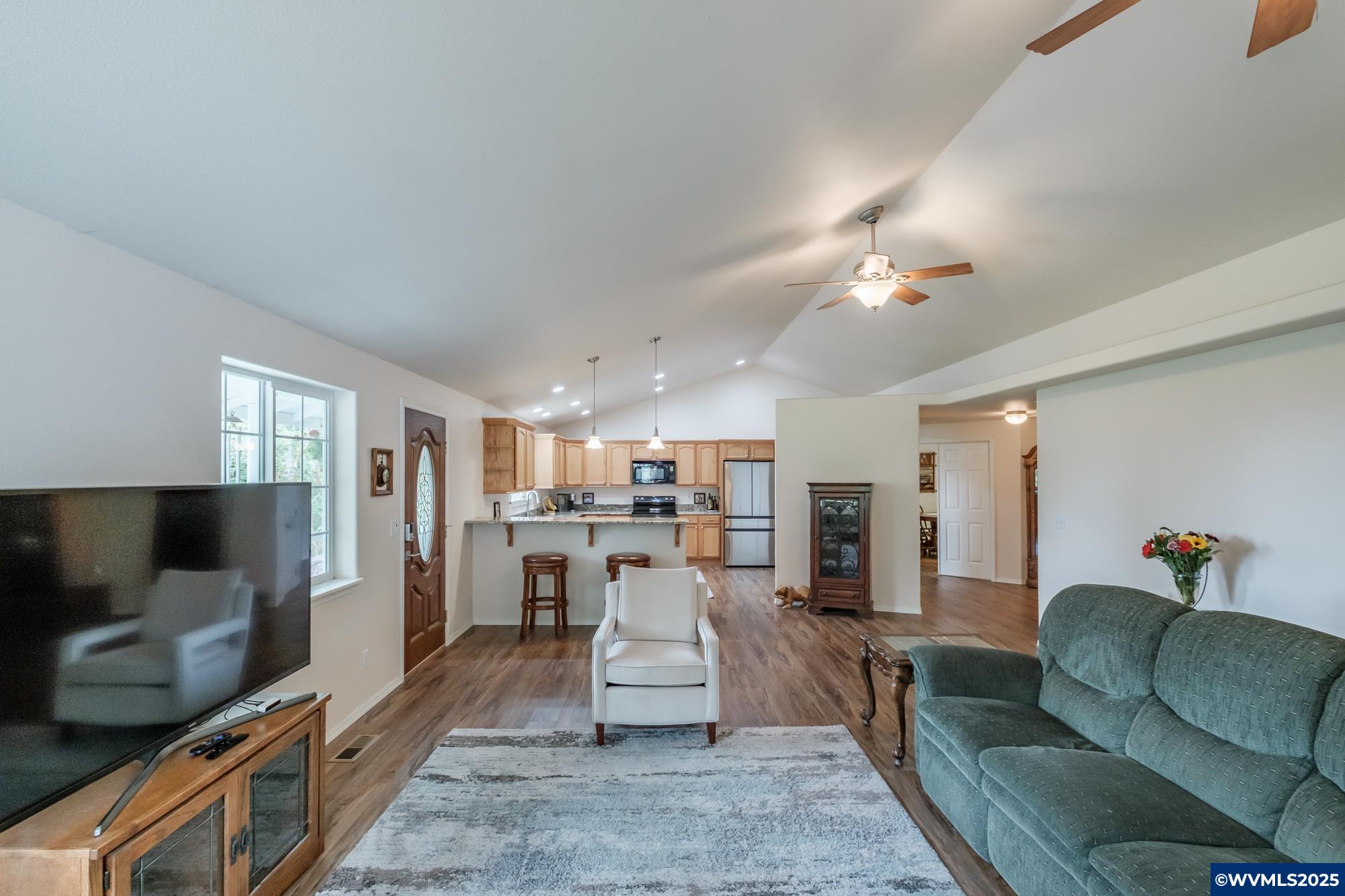 36279 Middle Ridge Rd