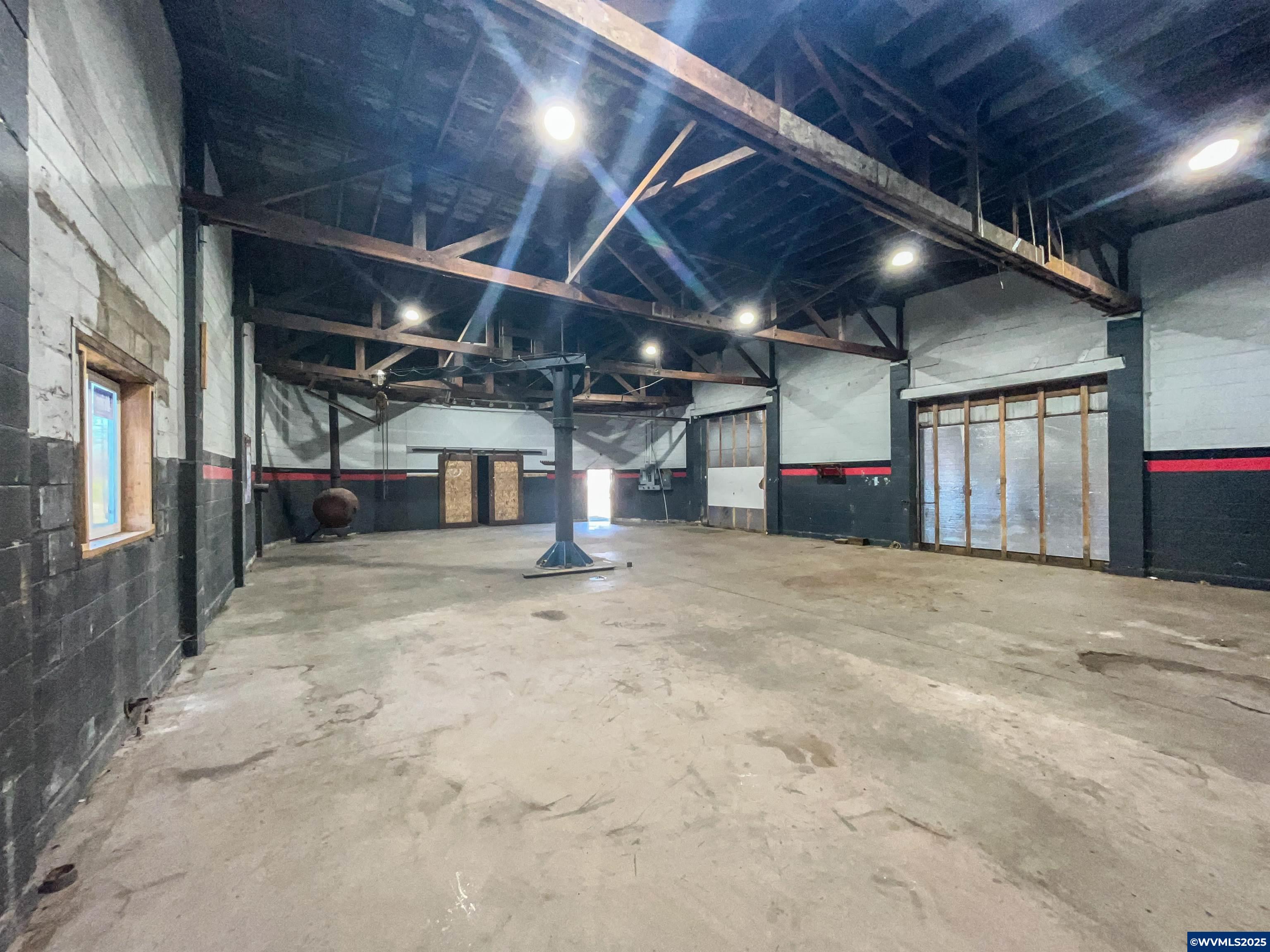 28425 Salmon River Hwy