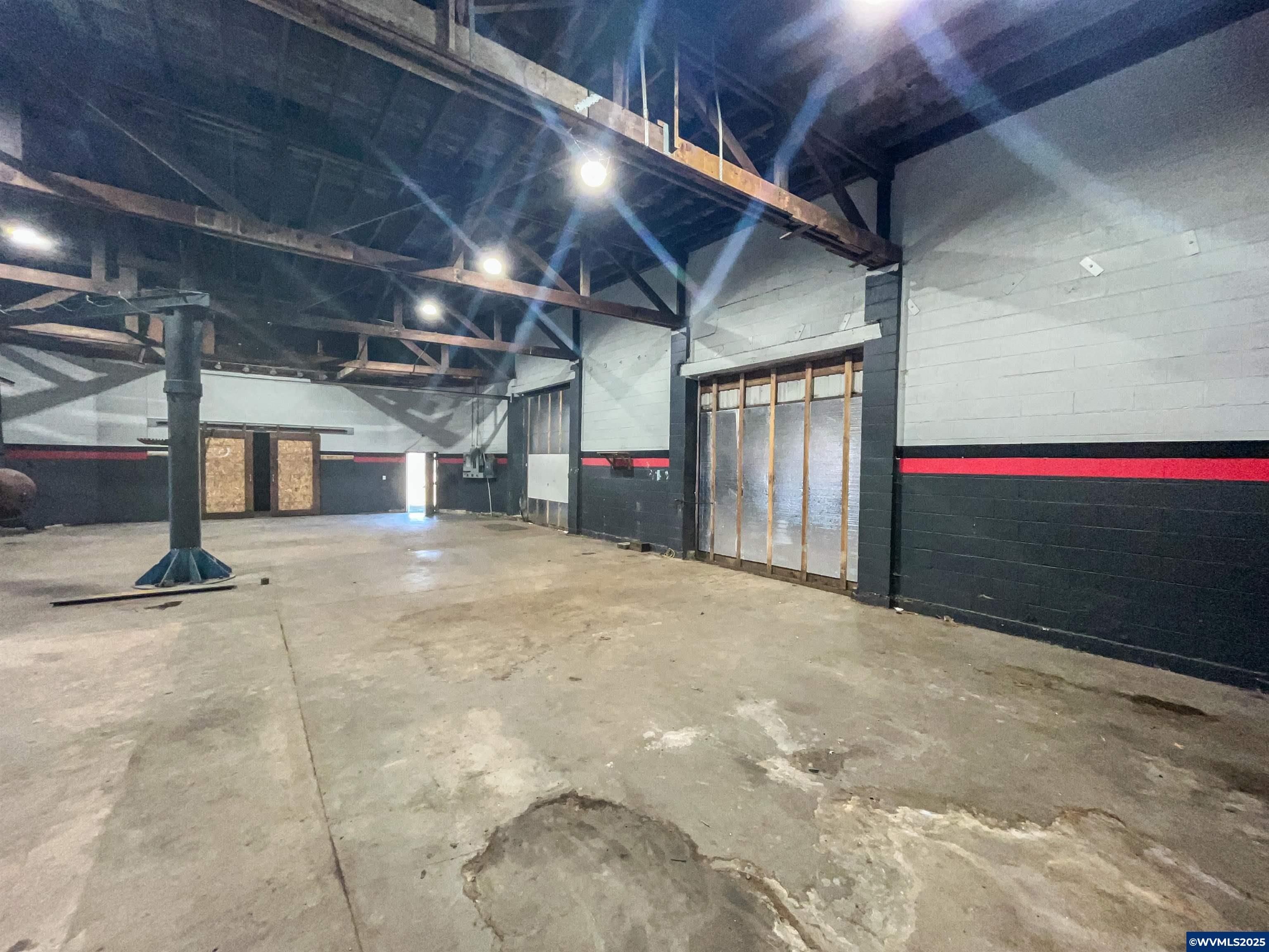 28425 Salmon River Hwy