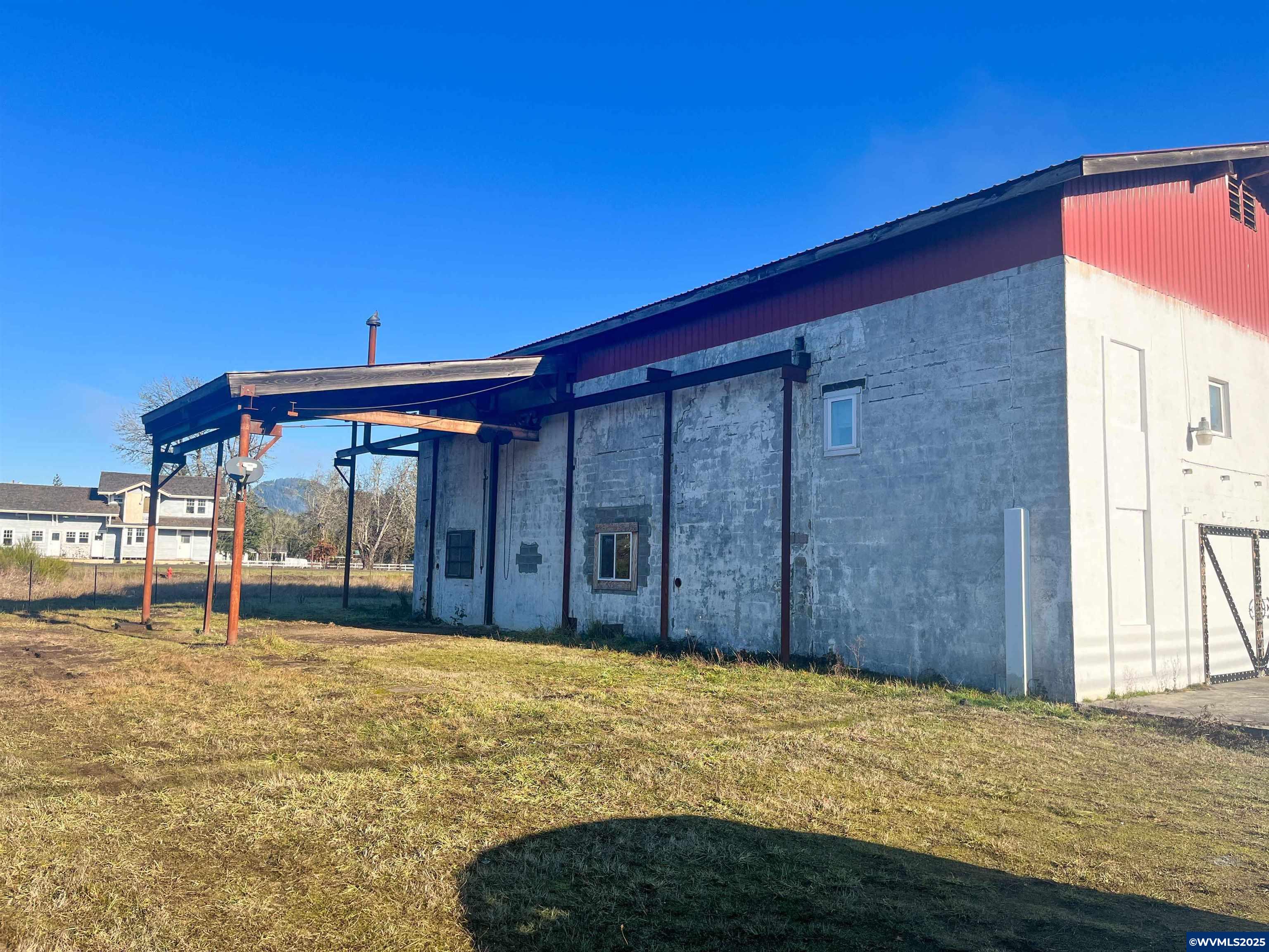 28425 Salmon River Hwy