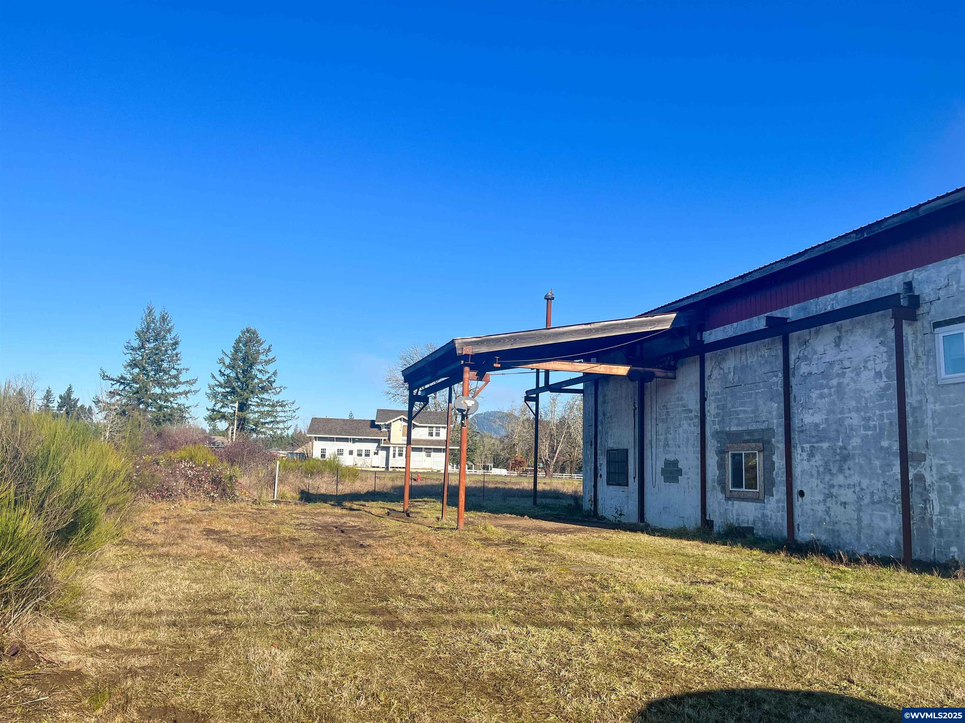 28425 Salmon River Hwy