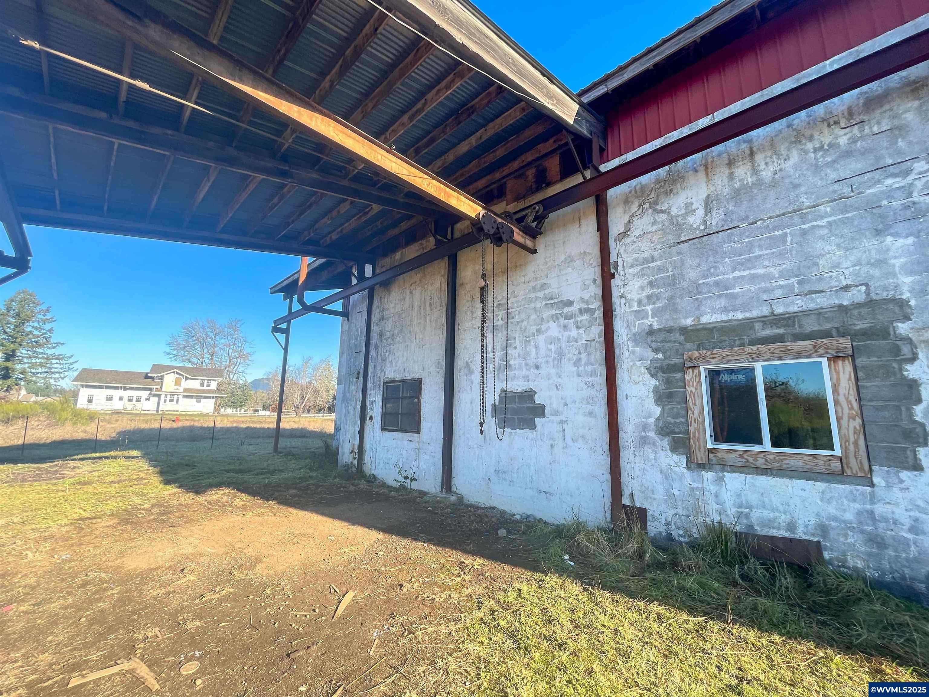 28425 Salmon River Hwy