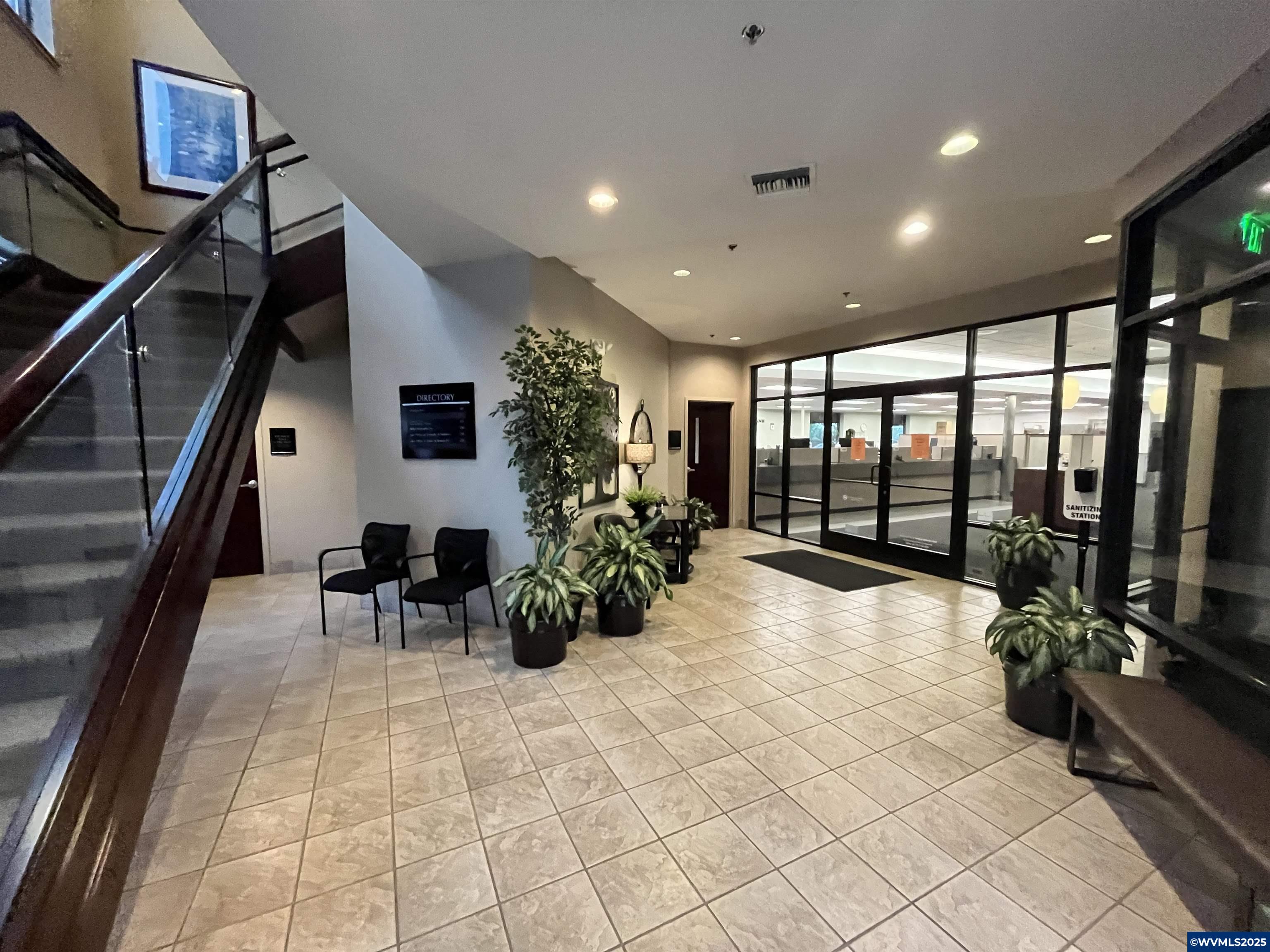 245 Commercial Ste 100-2 St SE