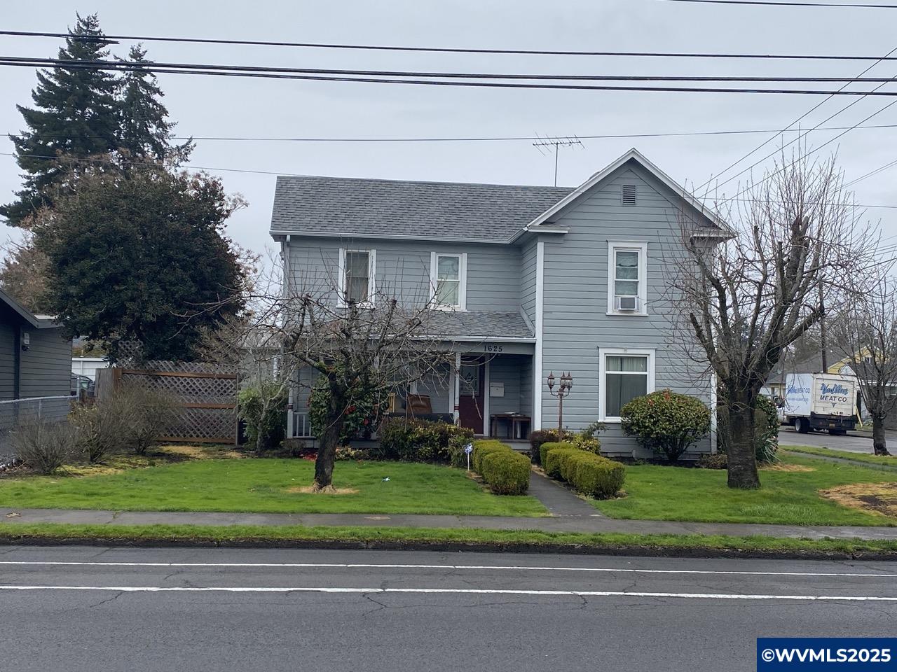1625 12th St SE