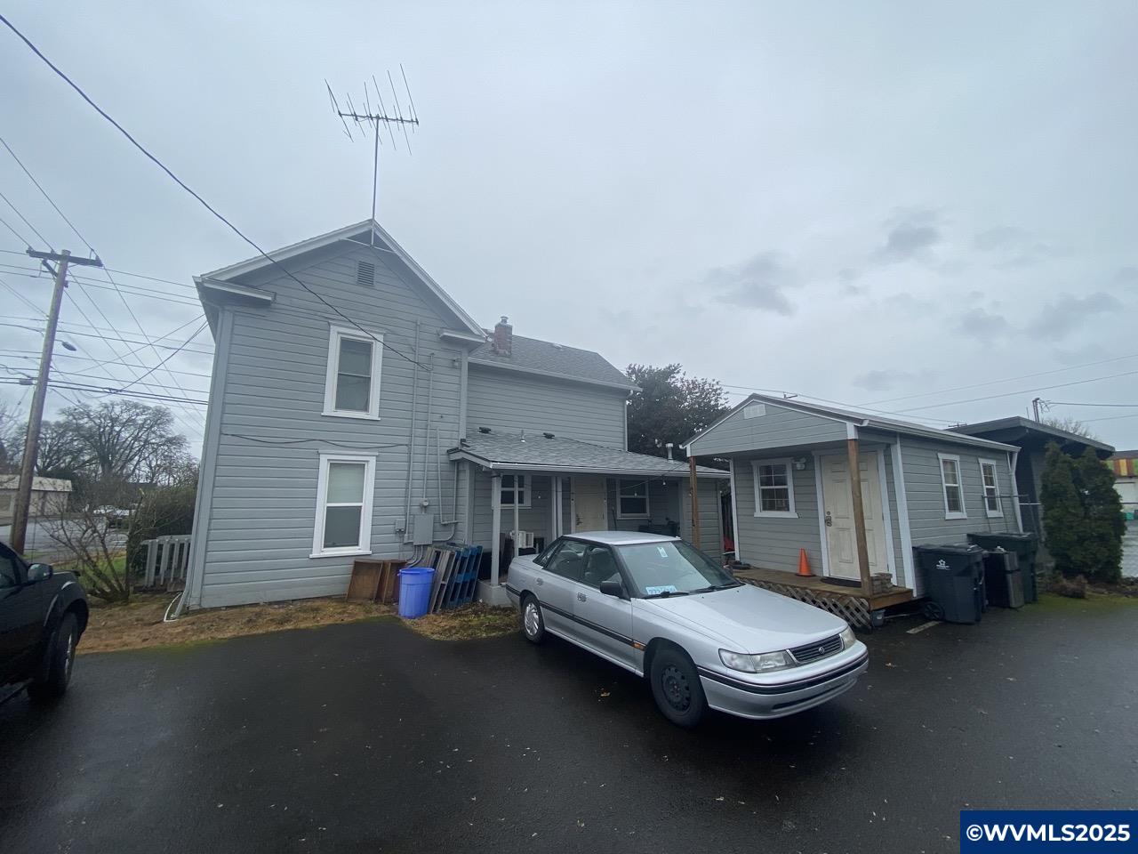 1625 12th St SE