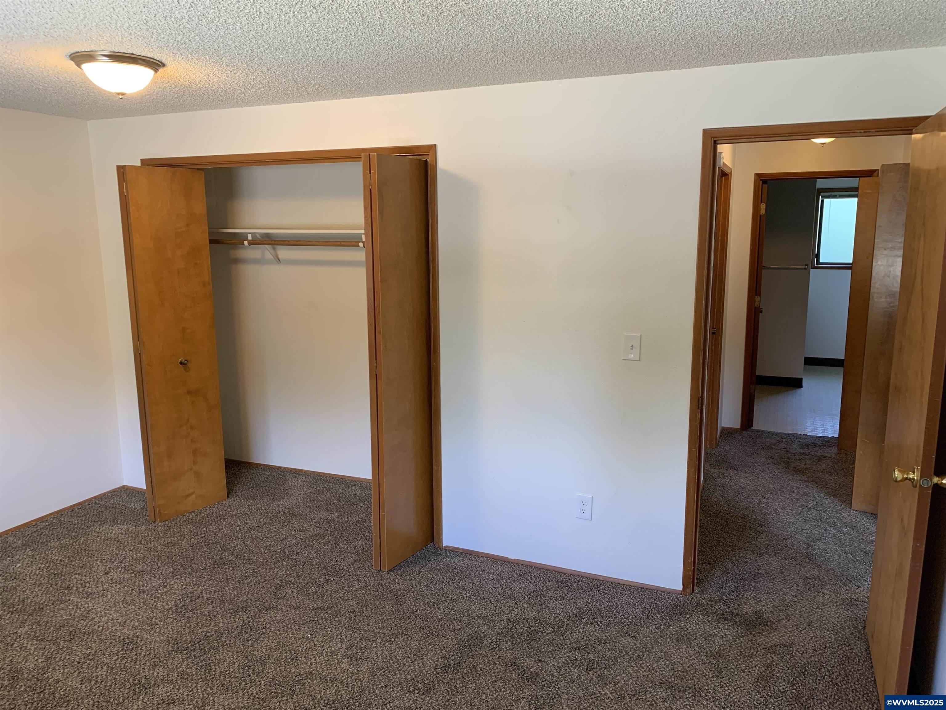 2136 SE Nomad (- 2142) Ct