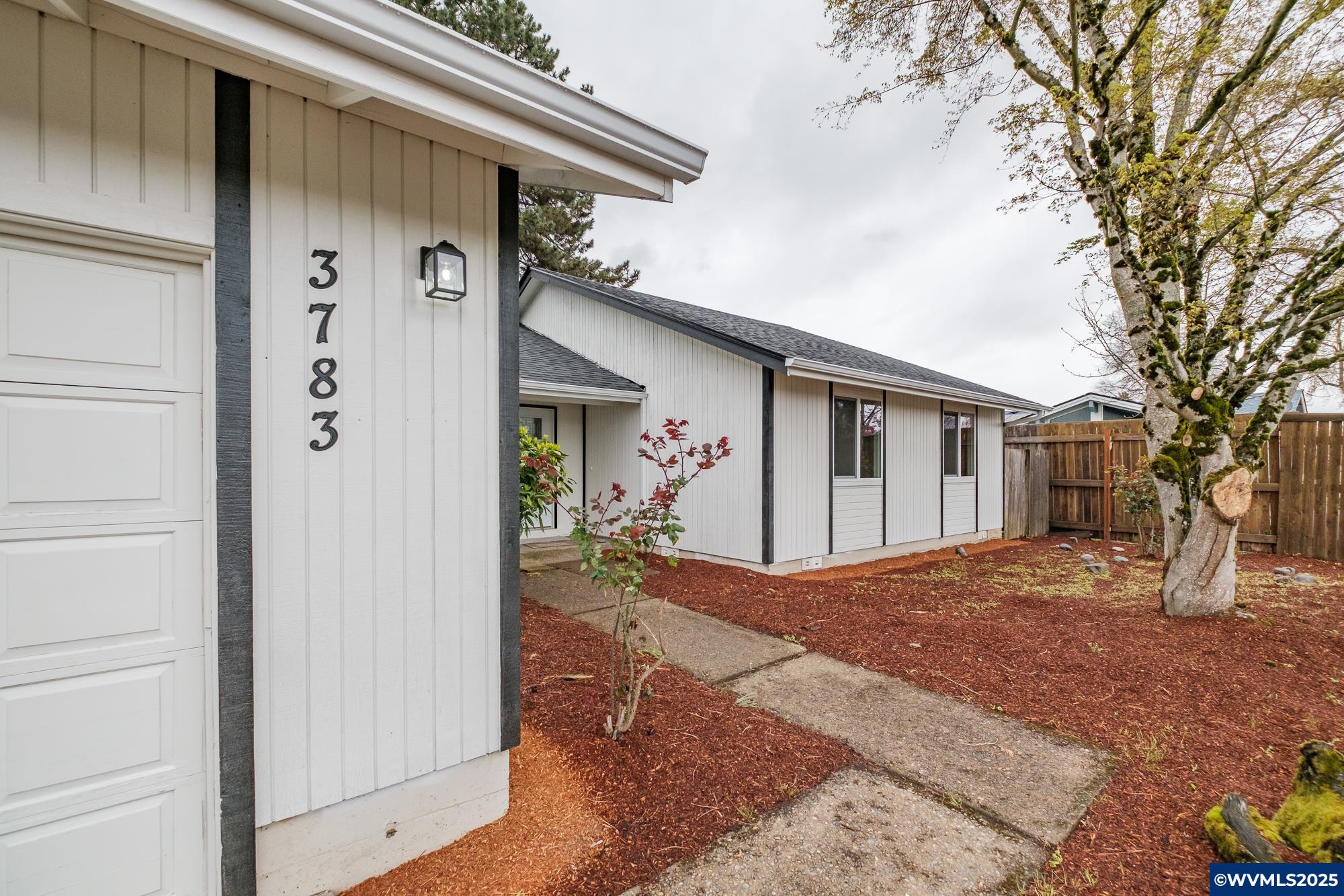 3783 47th Av NE