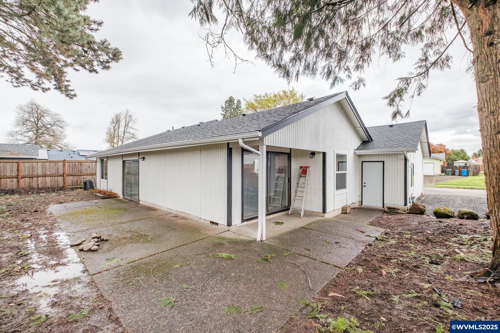 3783 47th Av NE
