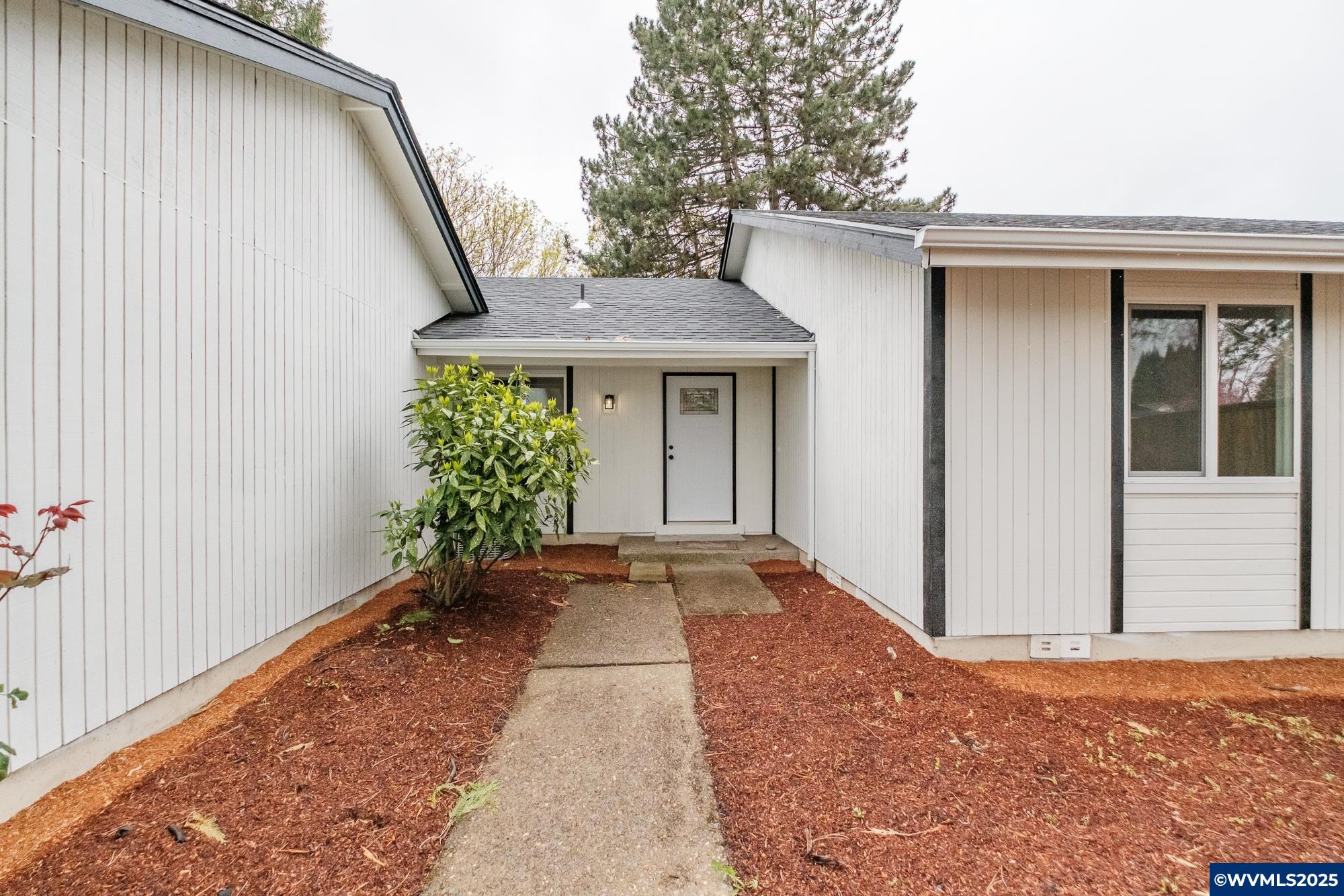 3783 47th Av NE