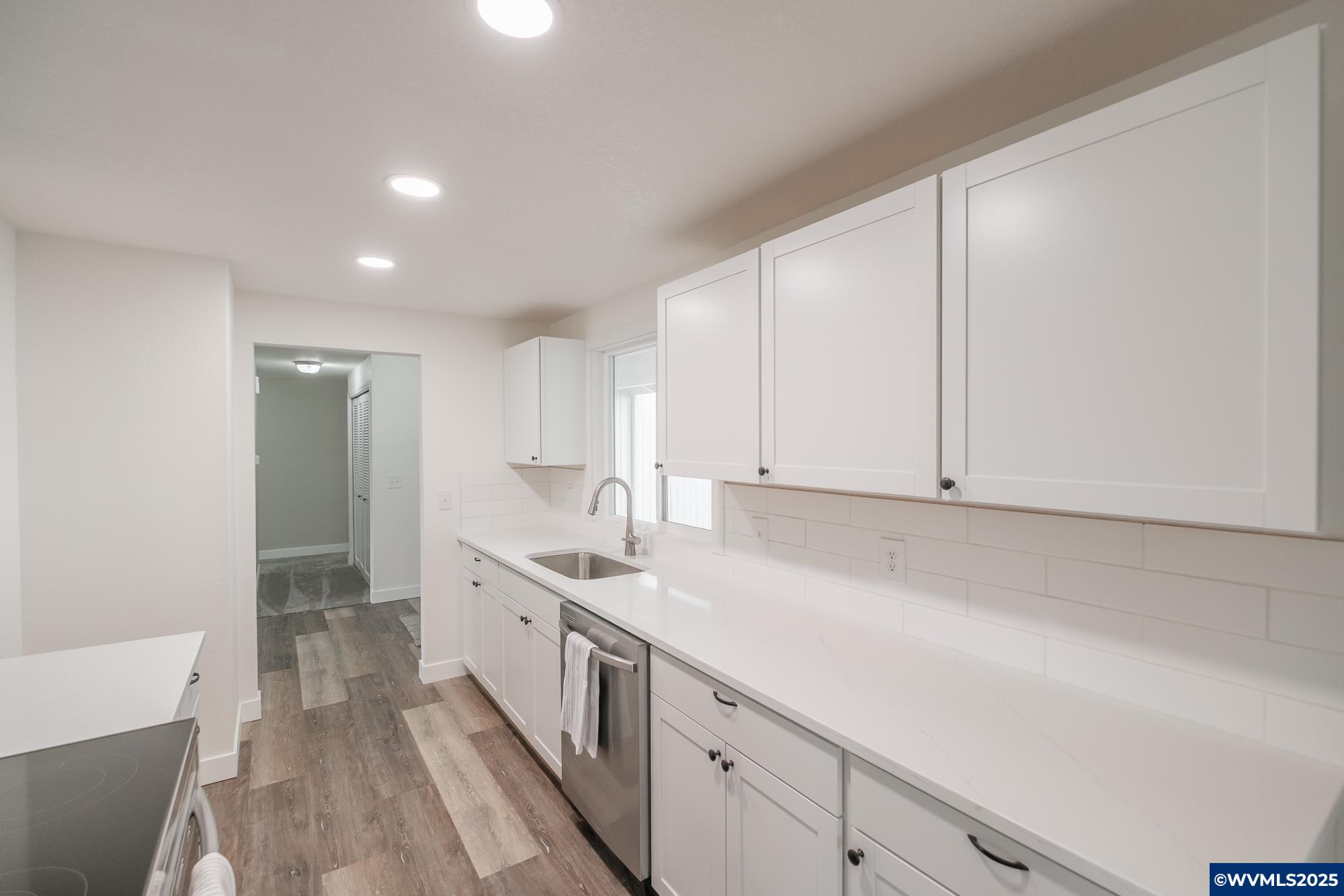 3783 47th Av NE