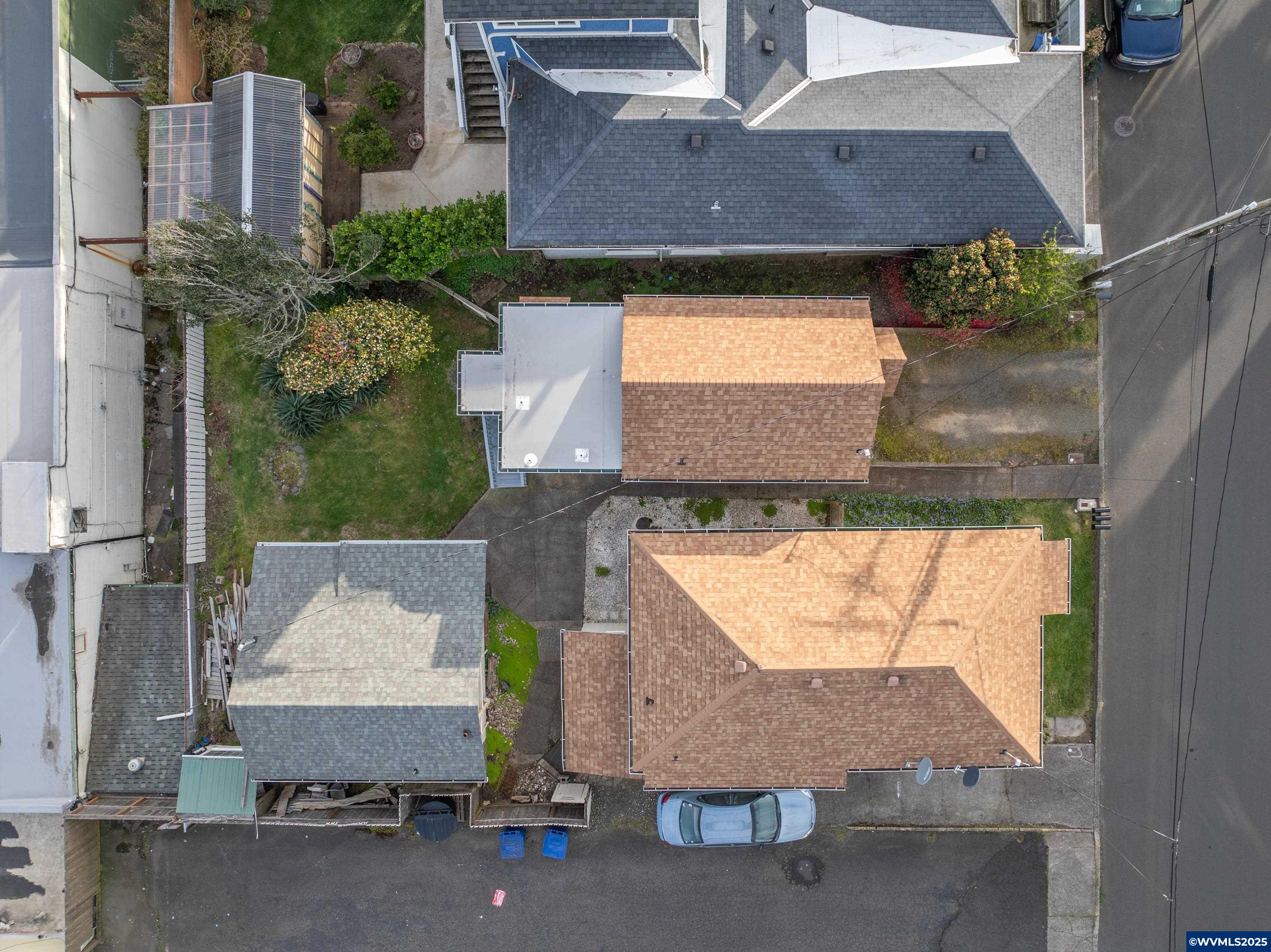 443 SW 7th St