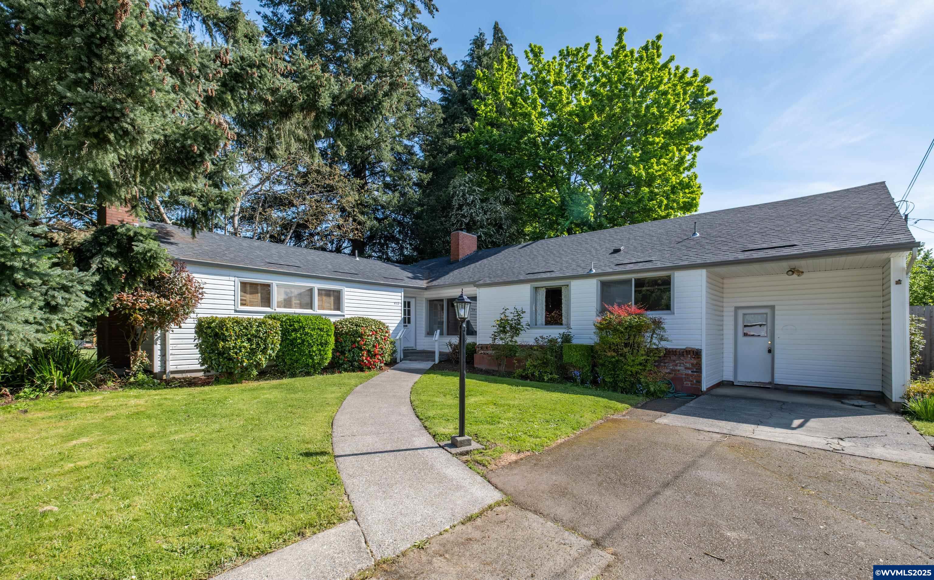 495 Carlson Dr