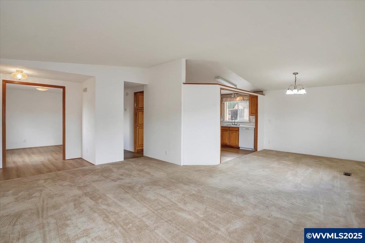 2410 Lancaster (962) Dr SE