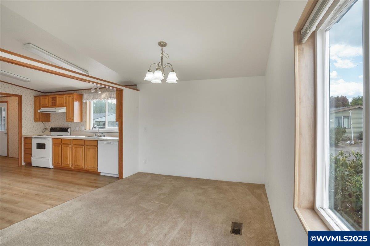 2410 Lancaster (962) Dr SE
