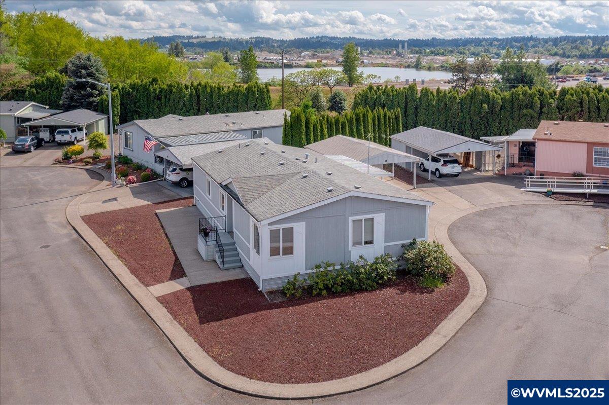 2410 Lancaster (962) Dr SE