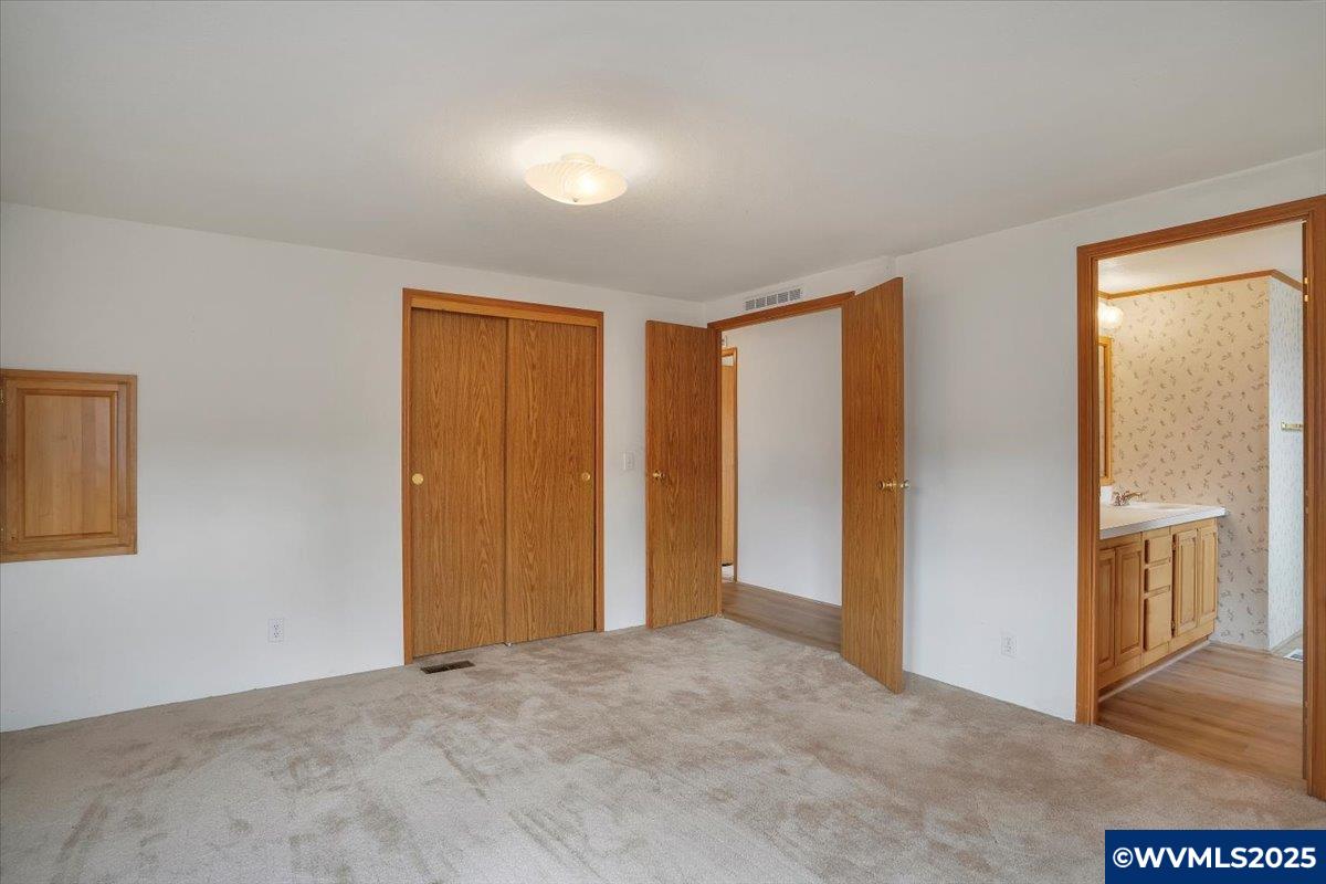 2410 Lancaster (962) Dr SE