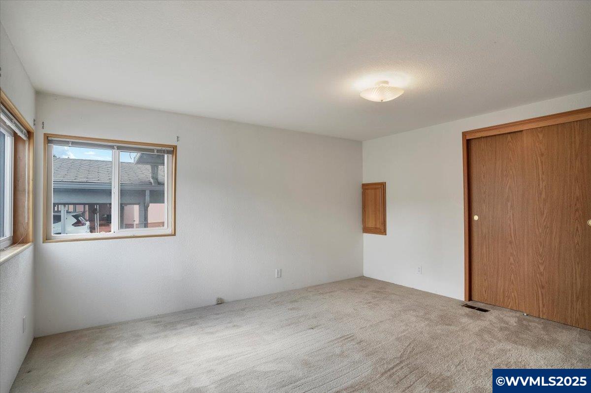 2410 Lancaster (962) Dr SE