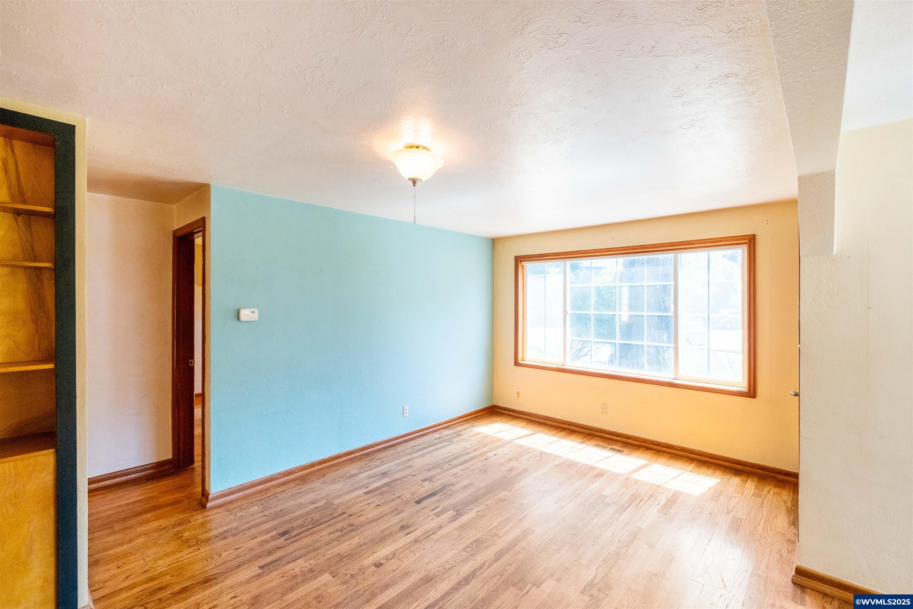 875 Piedmont Av NW