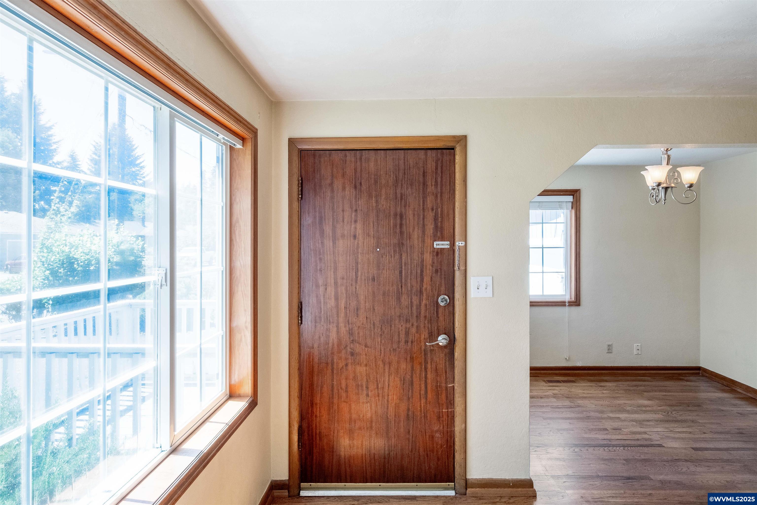 875 Piedmont Av NW