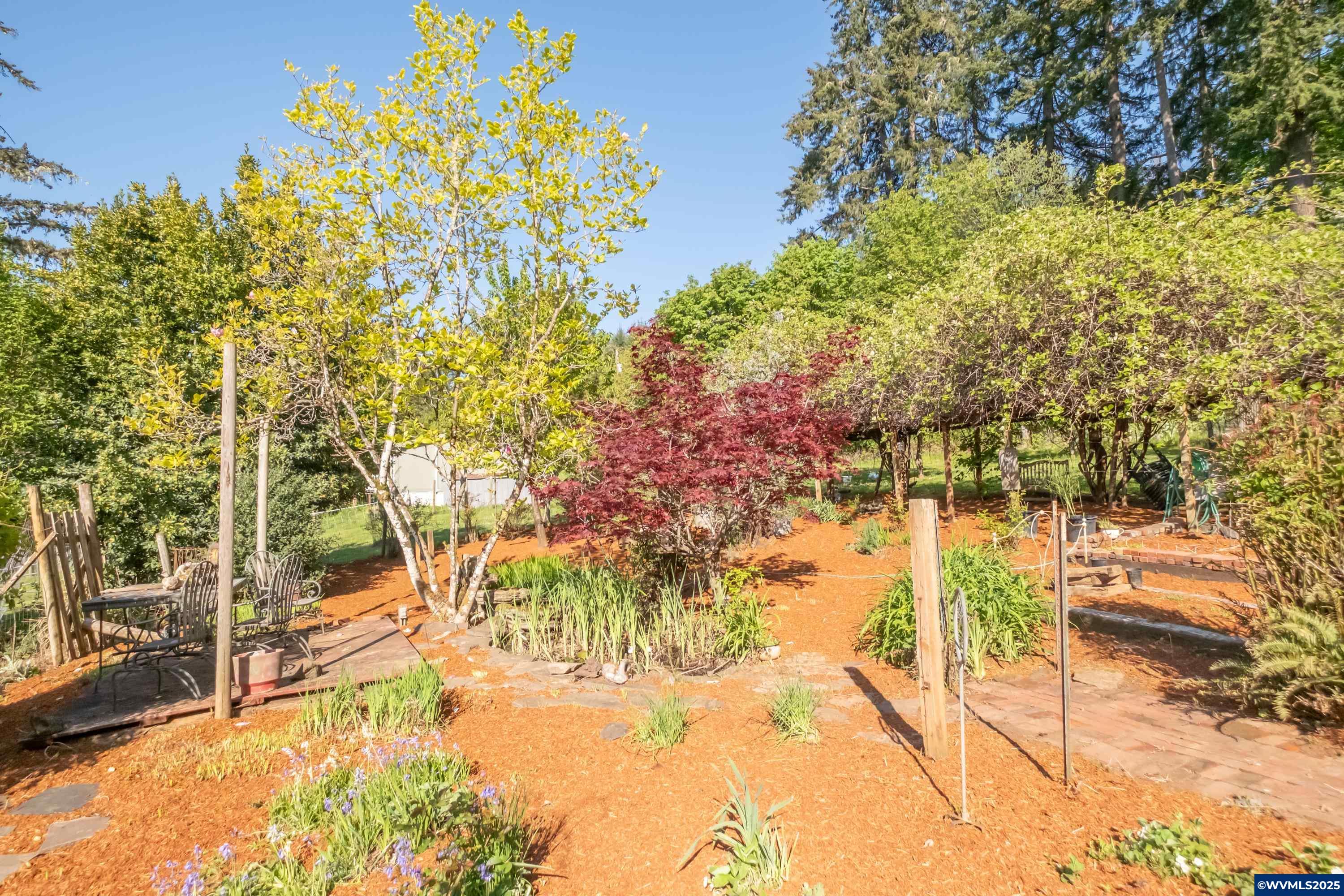 24726 Evergreen Rd