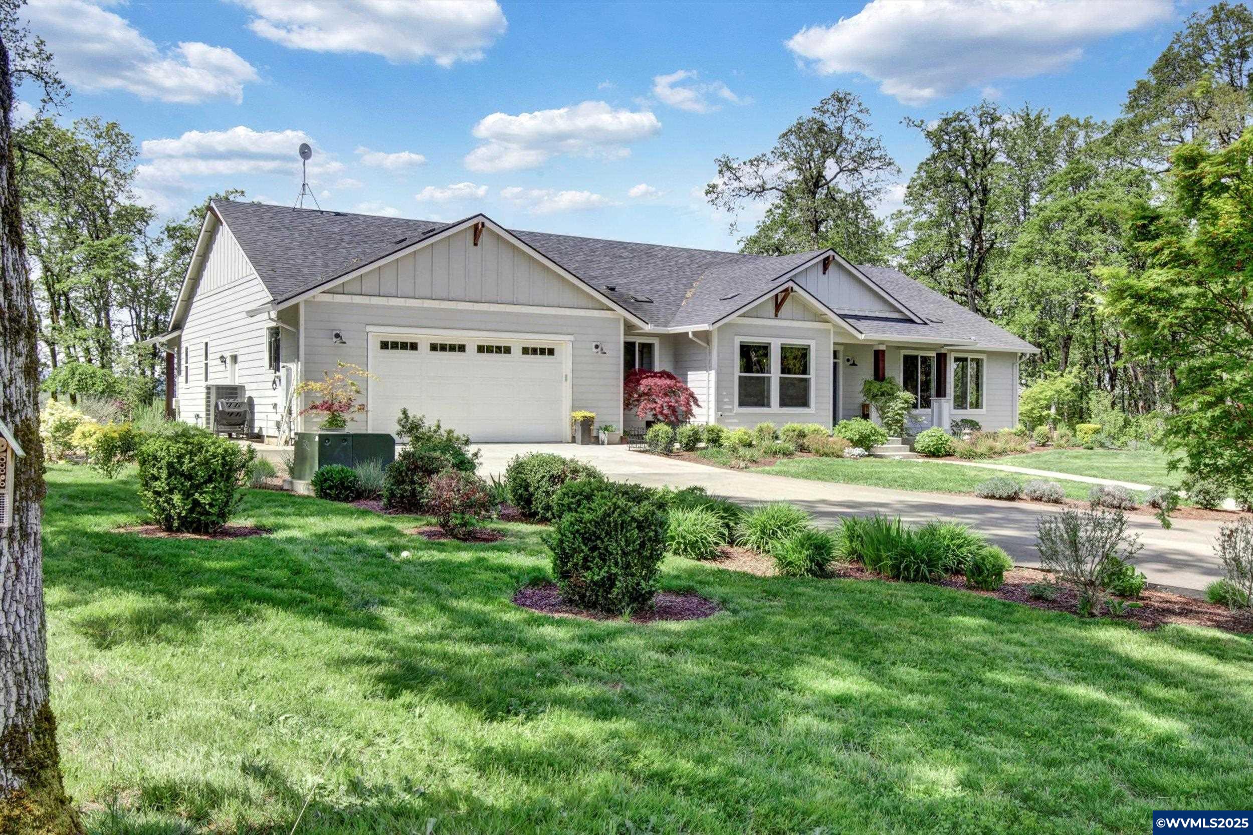 8077 Highland Rd