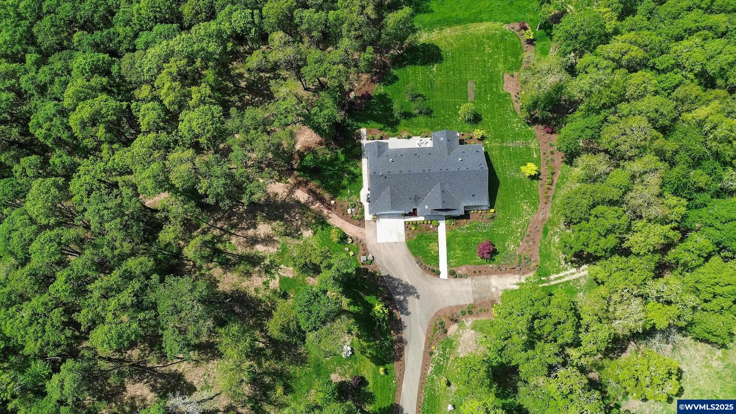 8077 Highland Rd