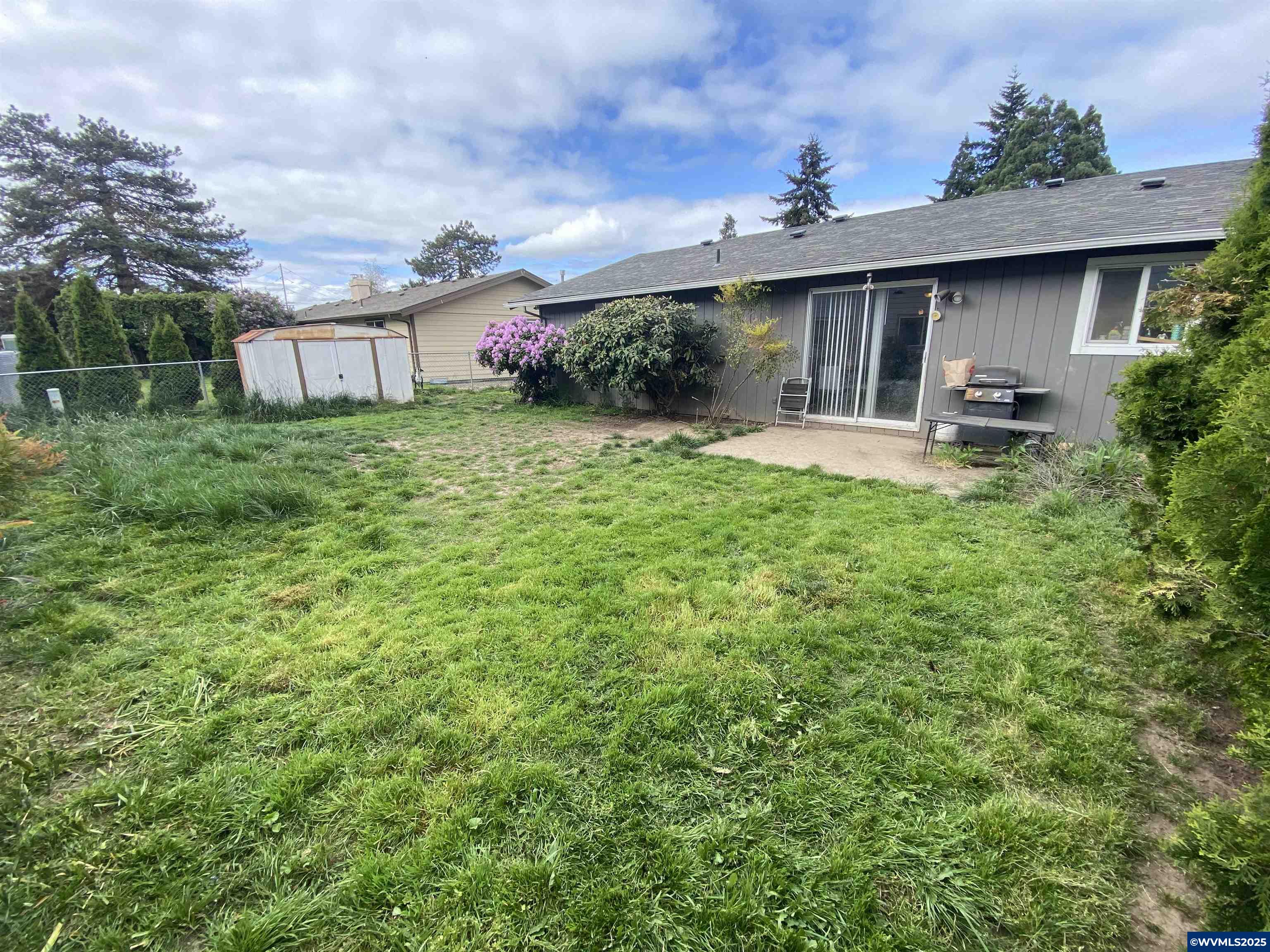 3574 Hermosa (& 3584) Ct NE