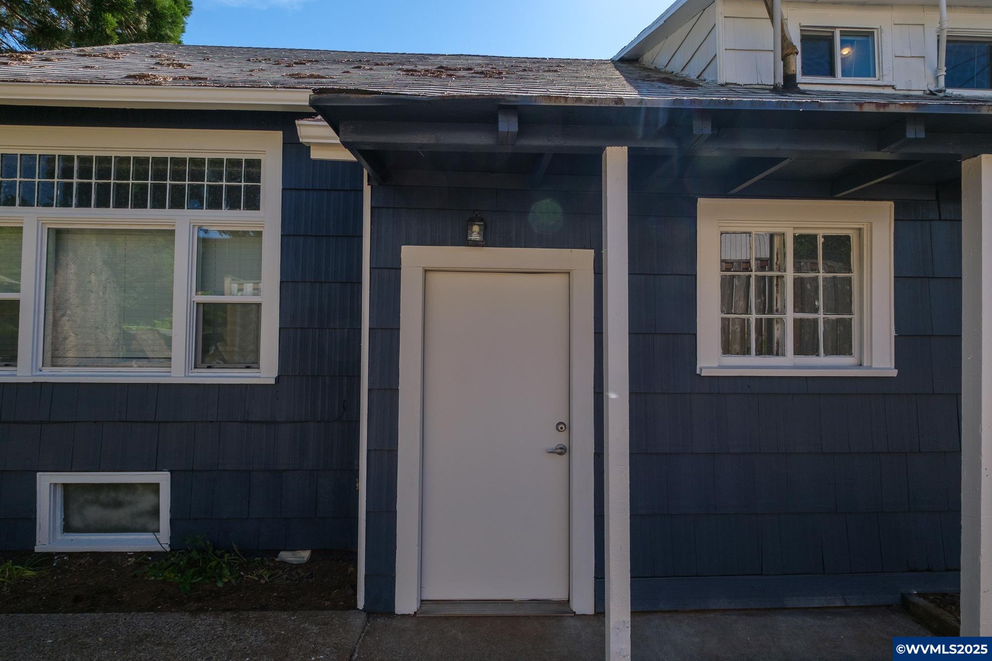 1438 (-1440.5) Glen Creek Rd