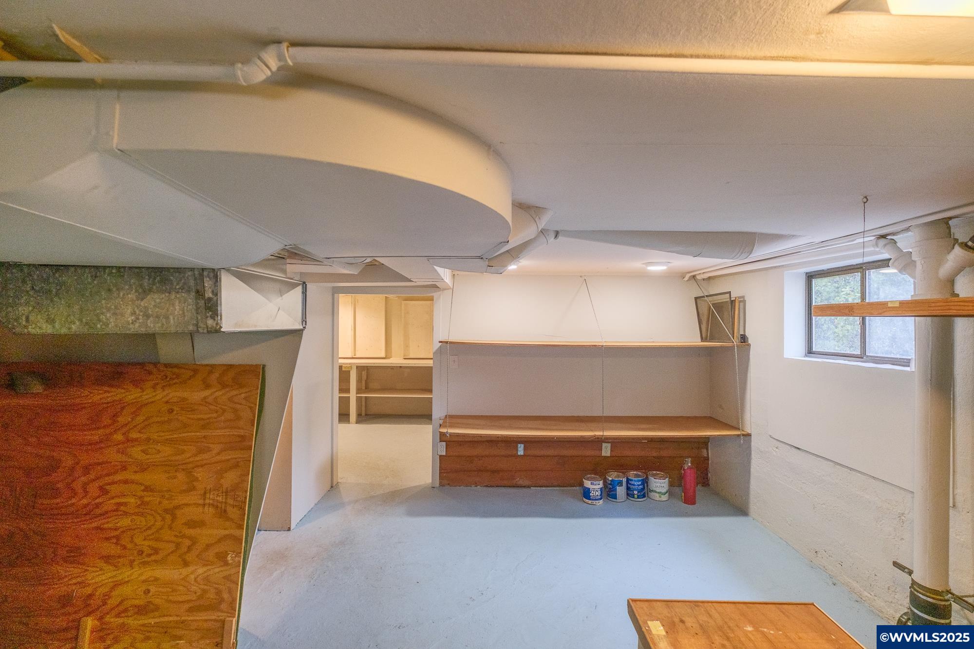1082 Electric Av SE