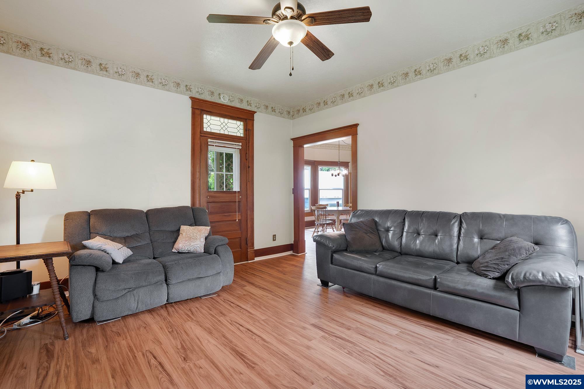 1735 Pine St, Silverton, OR, 97381