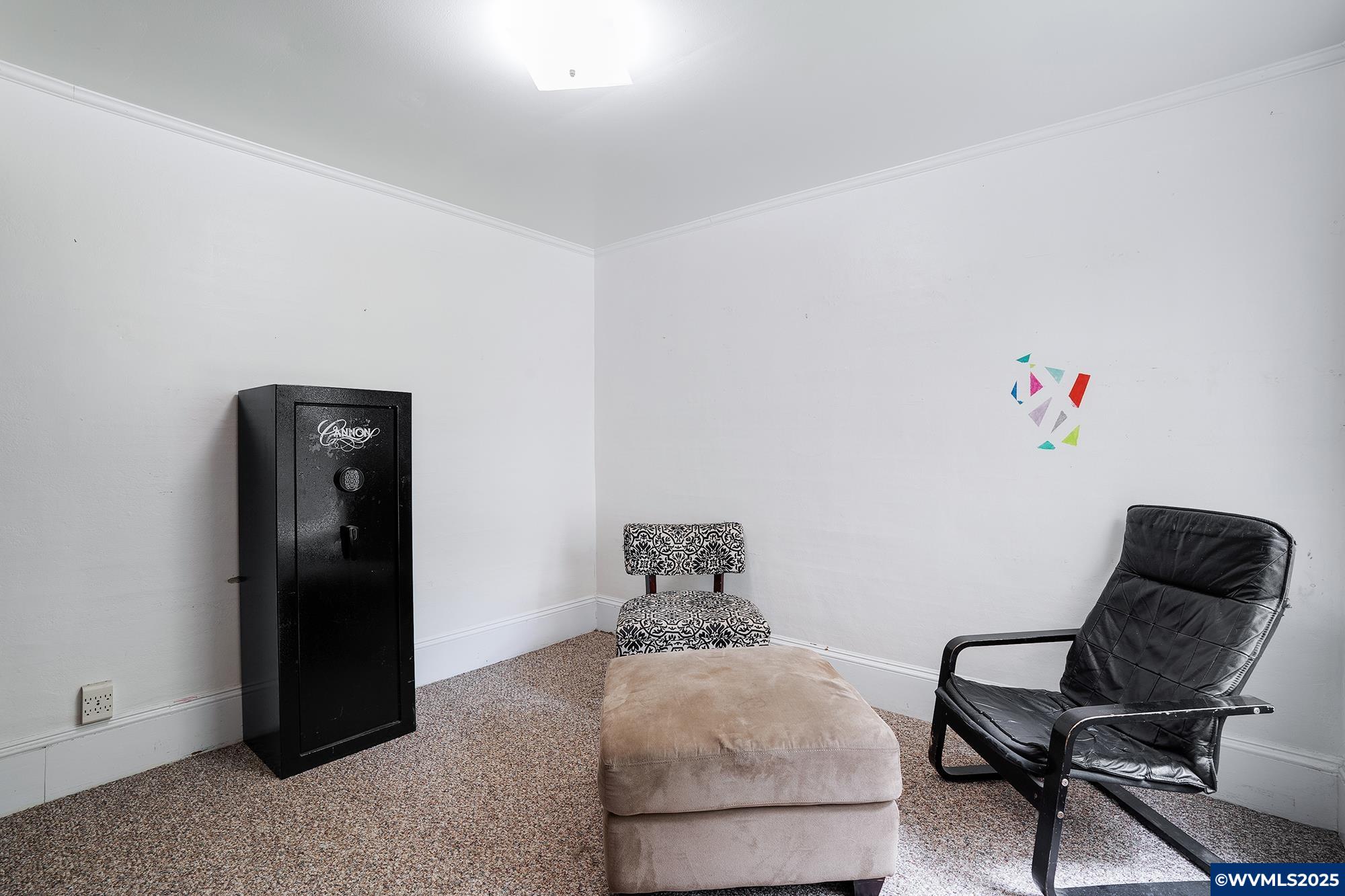 1735 Pine St, Silverton, OR, 97381