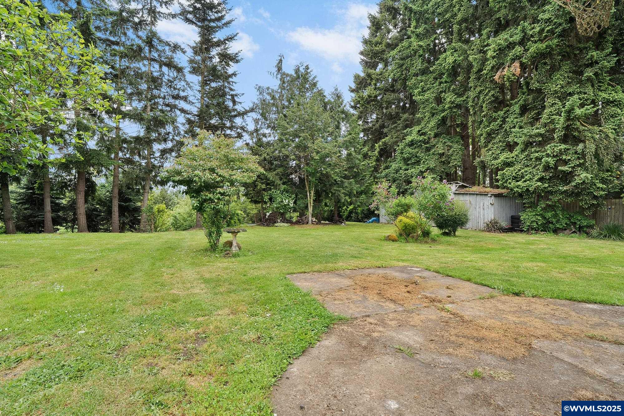 1735 Pine St, Silverton, OR, 97381