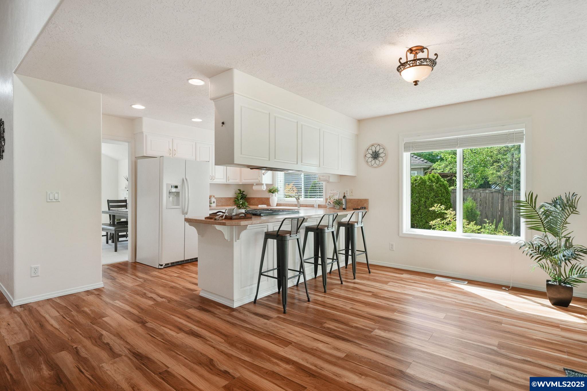 5214 Mallard Cir Sw Cir