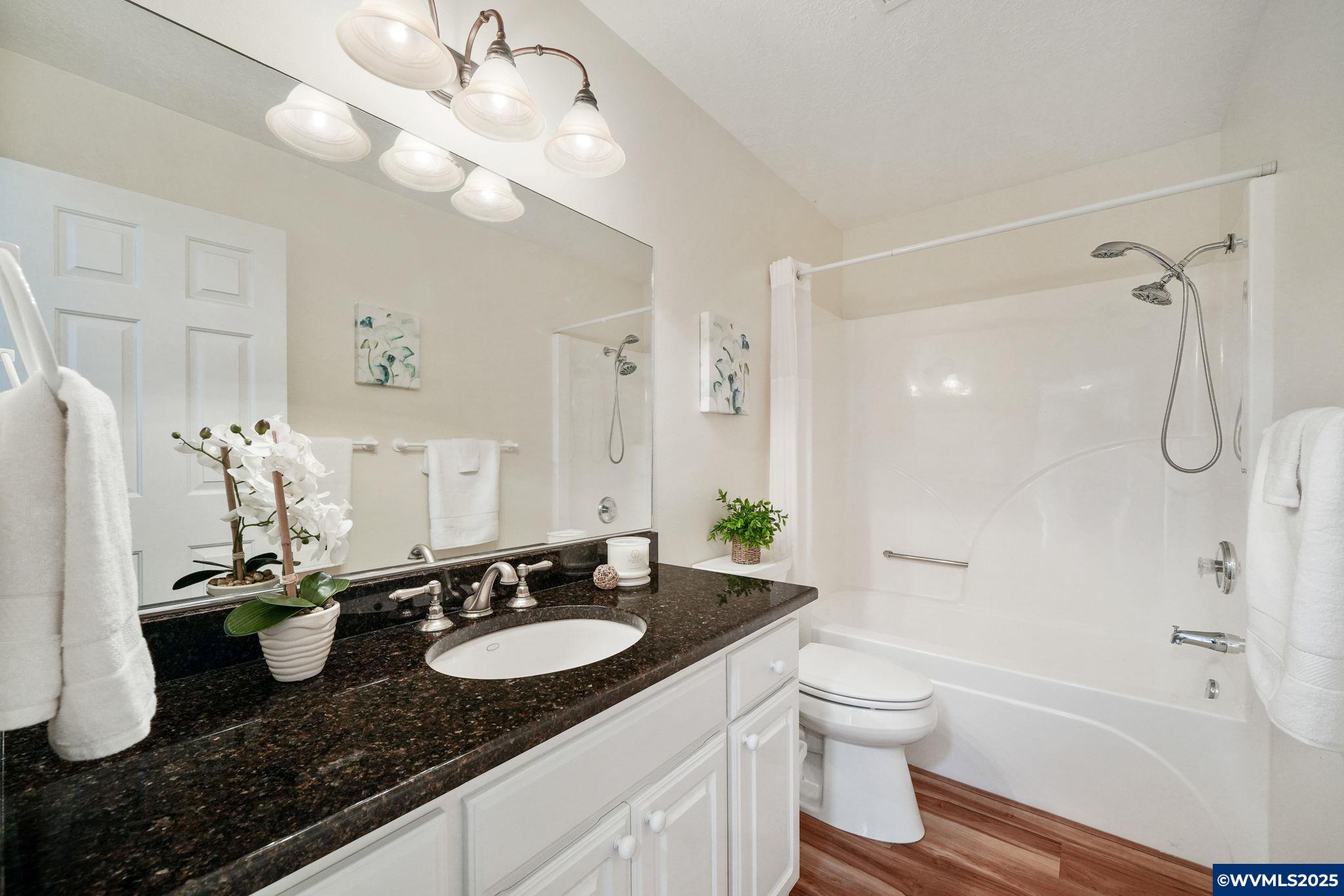 5214 Mallard Cir Sw Cir