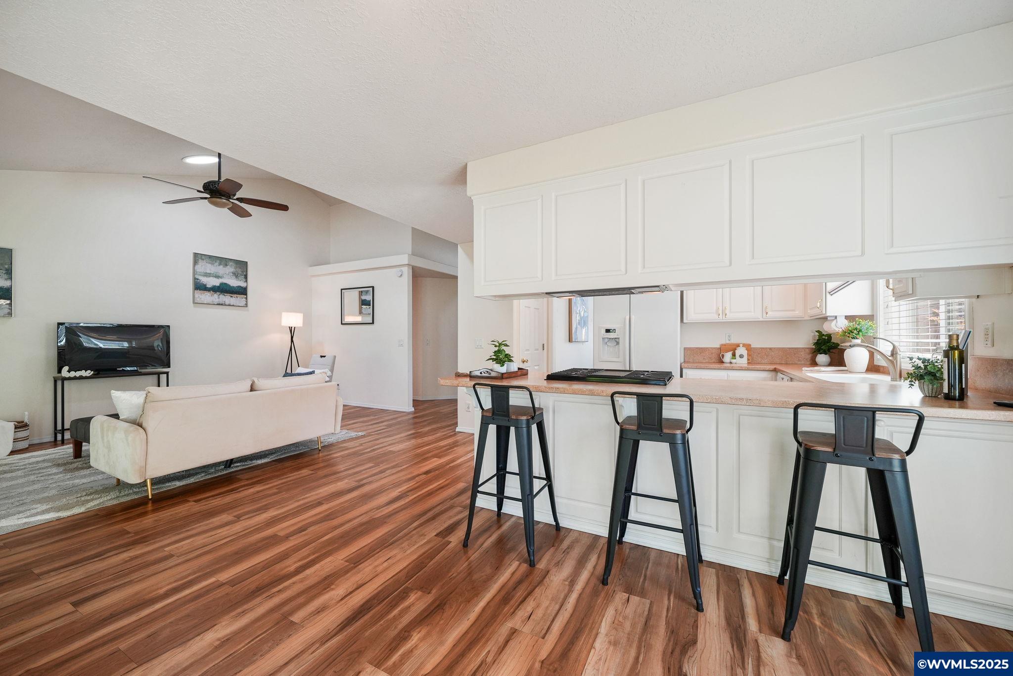 5214 Mallard Cir Sw Cir