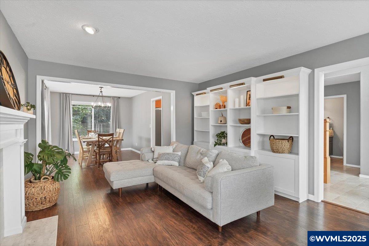 5461 Monterey Dr