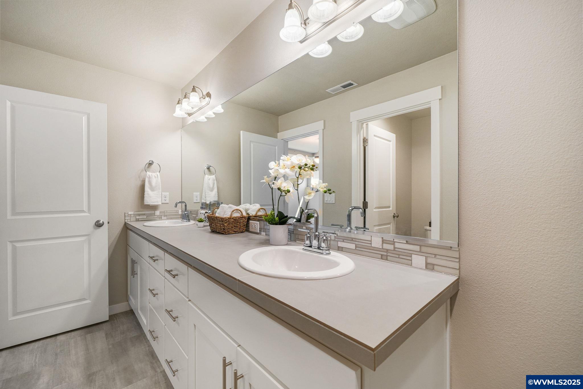 5139 NW Torchcrest Pl