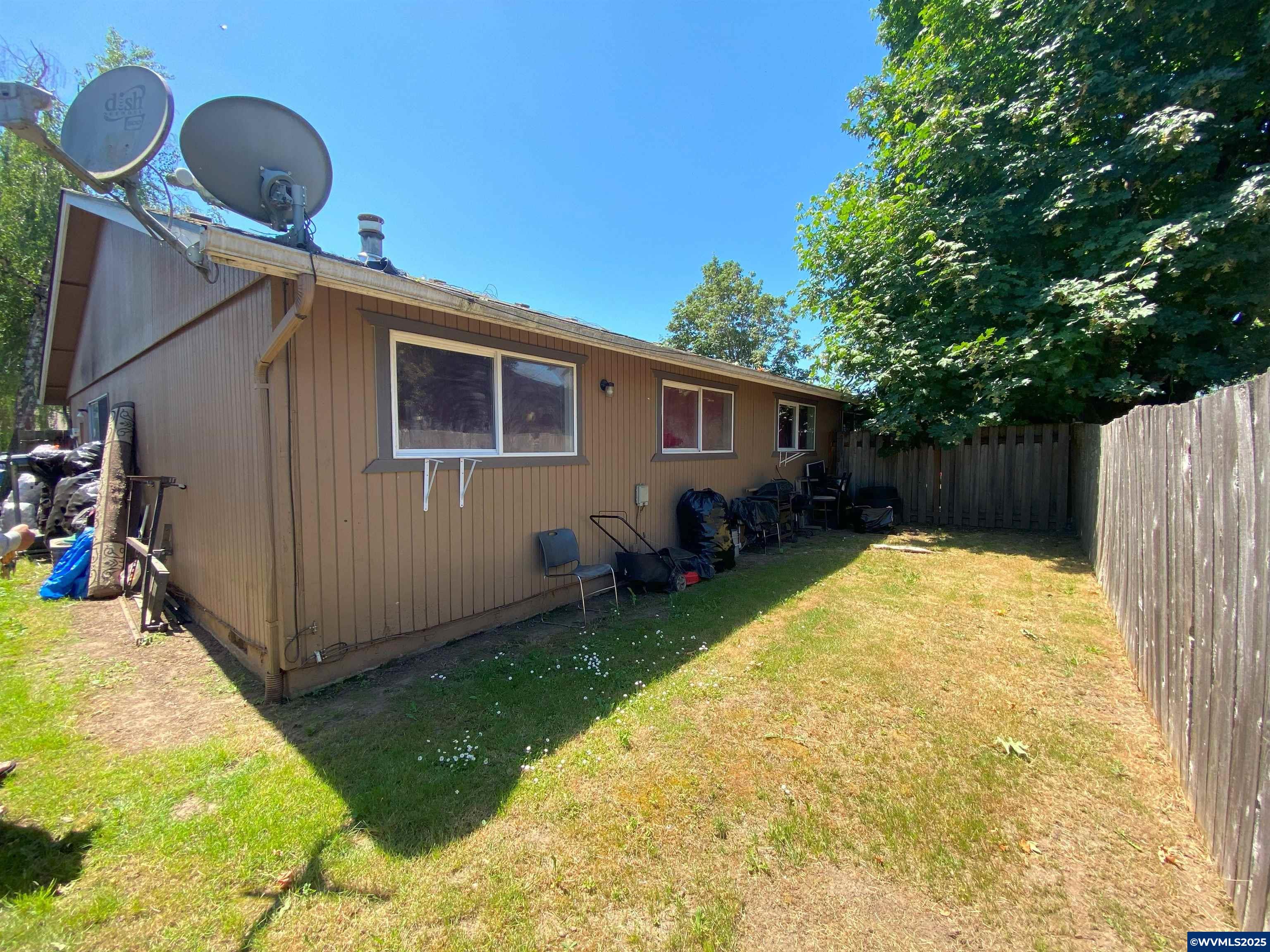 4805 Buffalo (& 4807) Dr SE