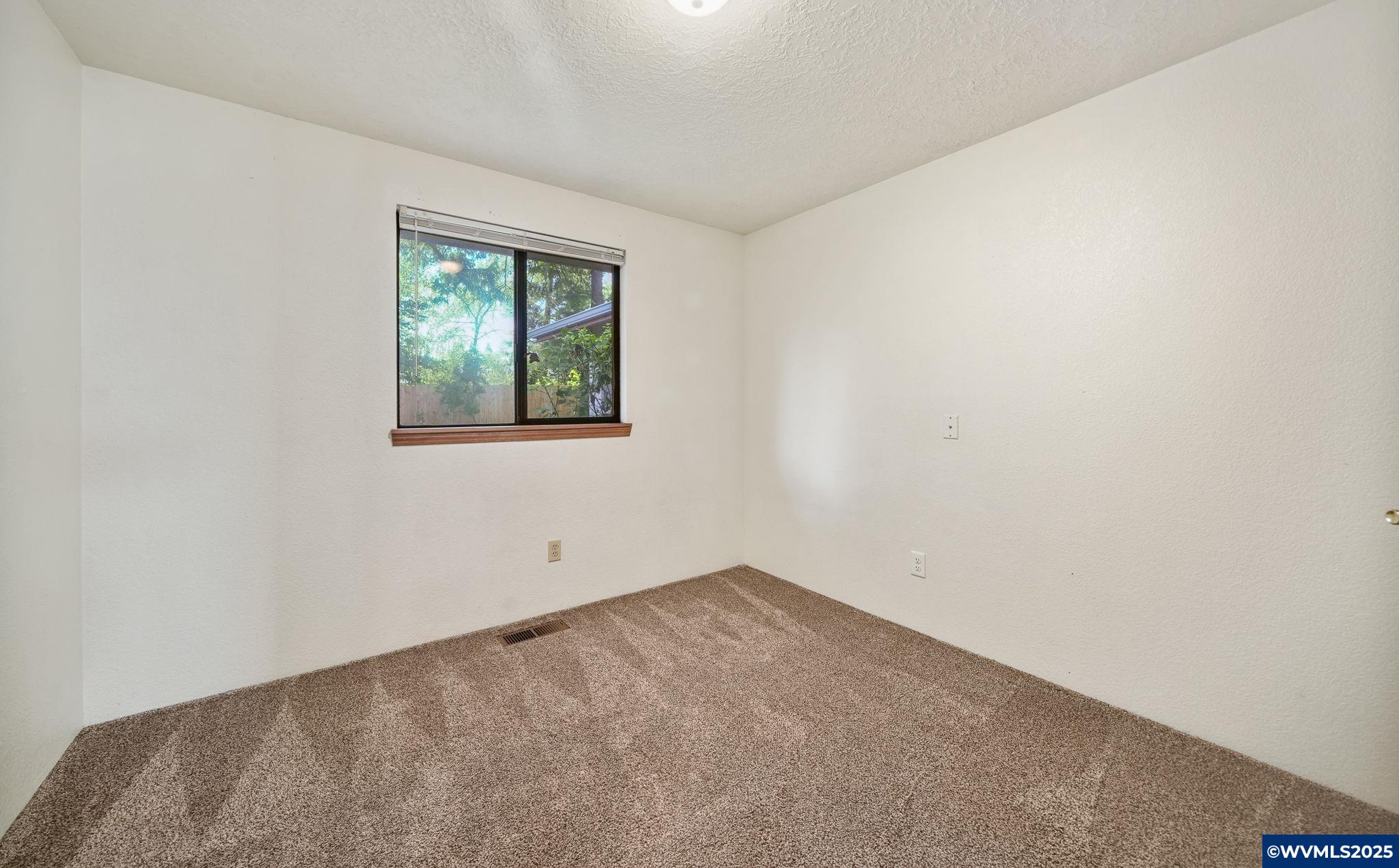 1940 Fabry Rd SE