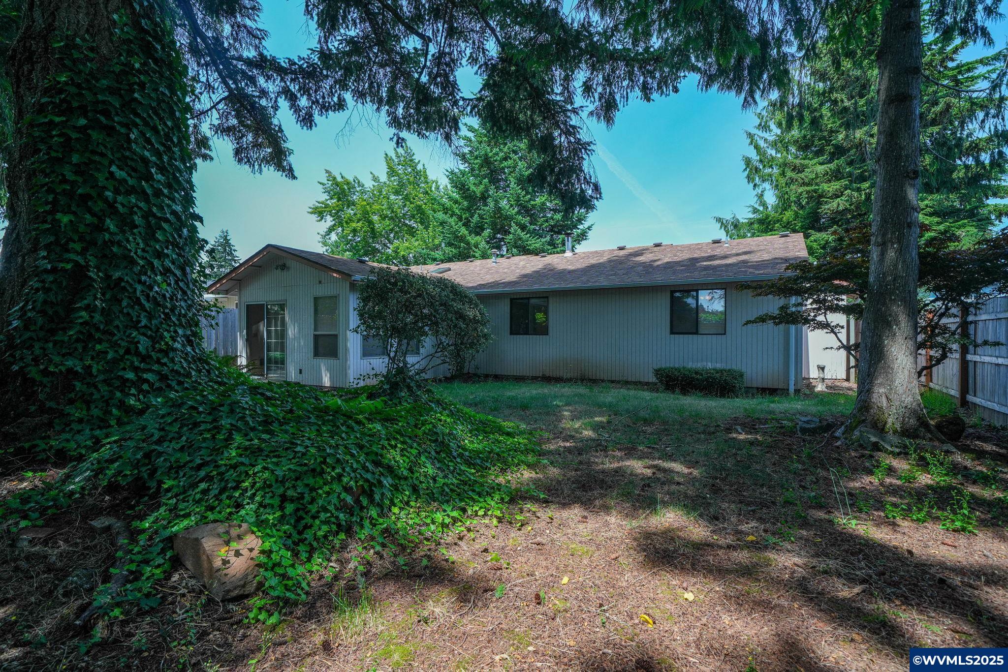 1940 Fabry Rd SE