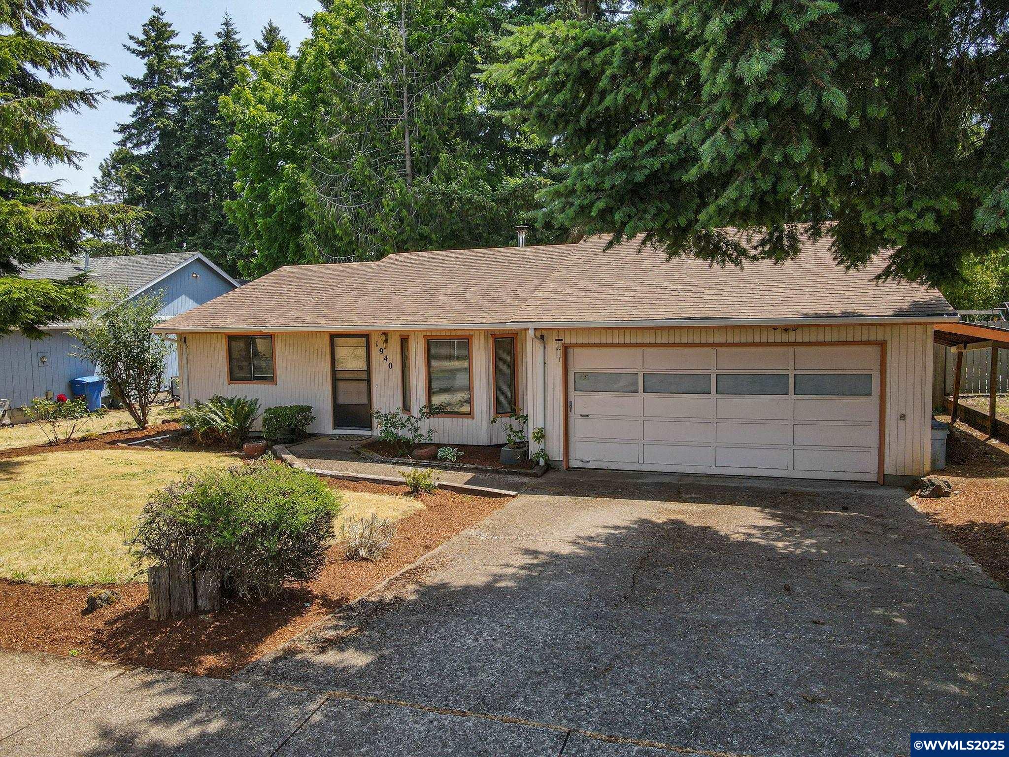 1940 Fabry Rd SE