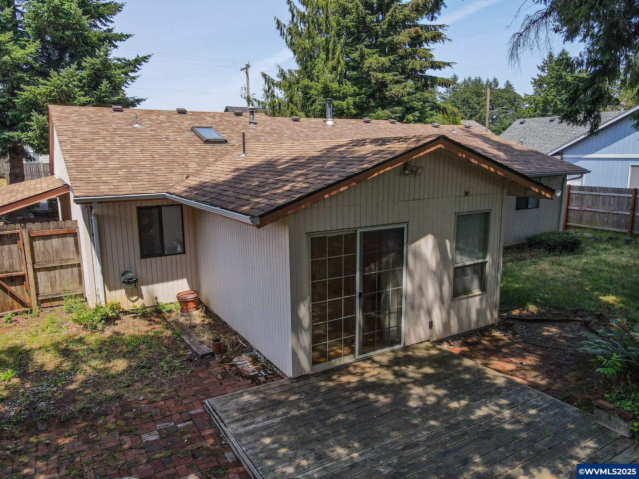 1940 Fabry Rd SE