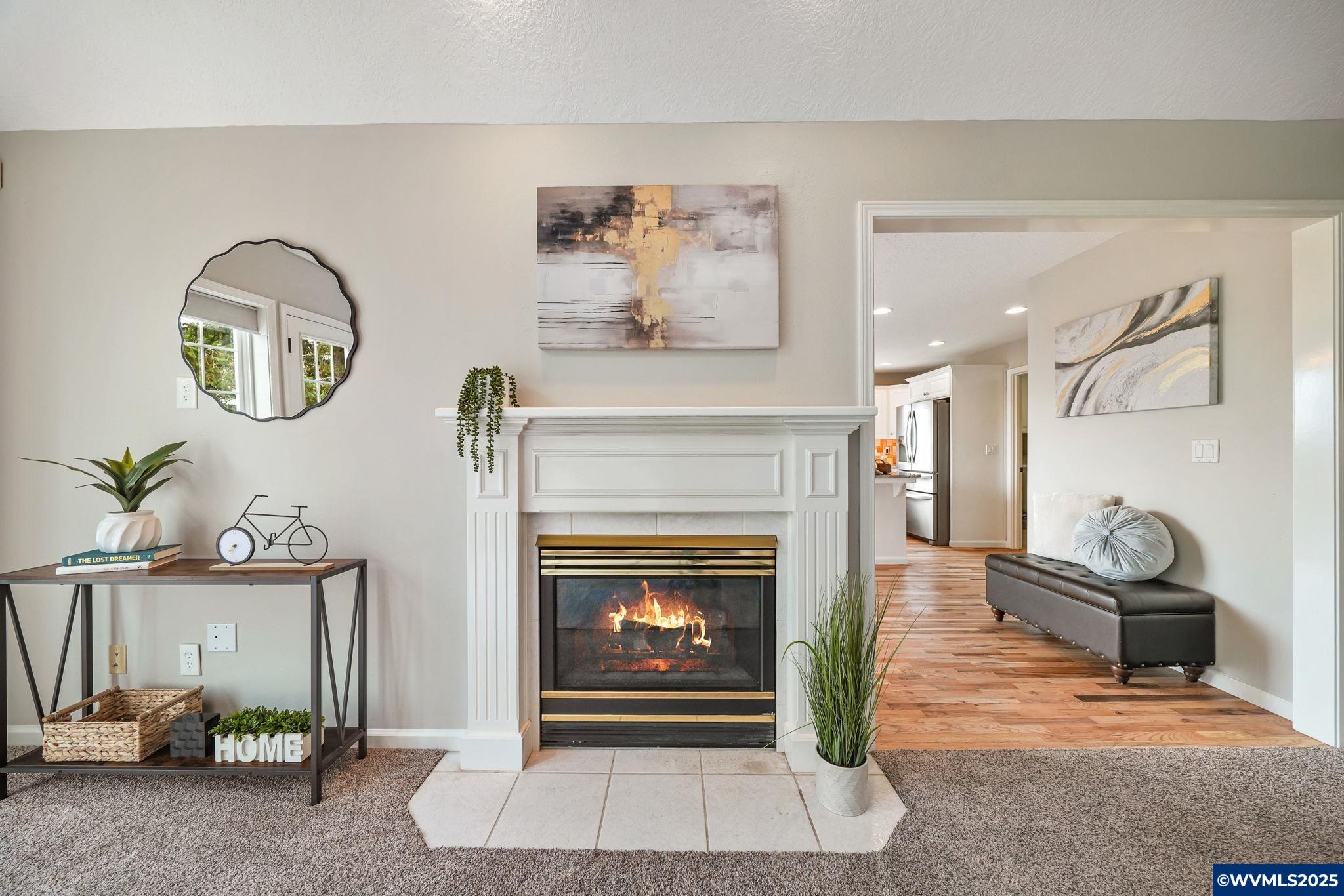 1977 Penrose Av NW