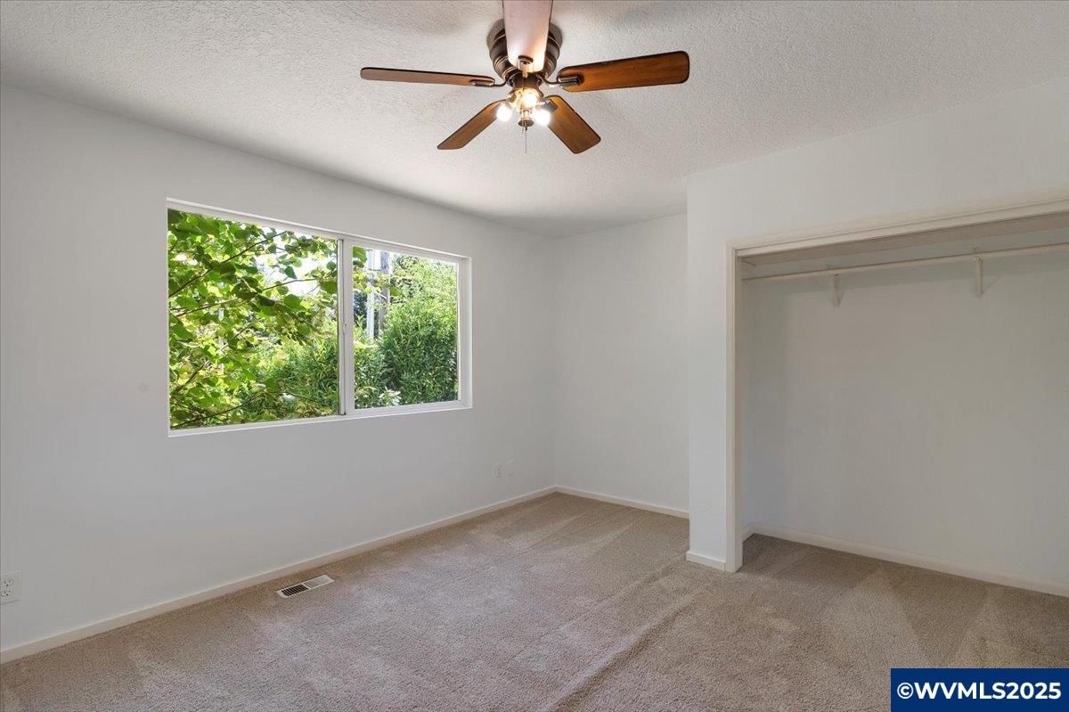 13203 Gaffney Ln